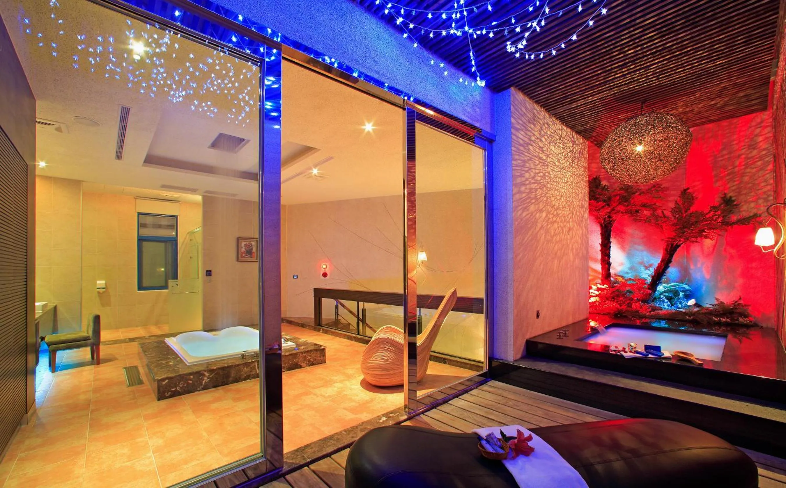 Toilet in Blue Coast Spa Motel