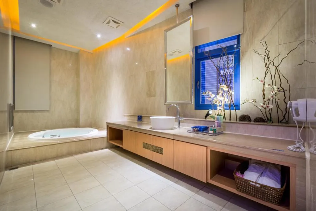 Blue Coast Spa Motel