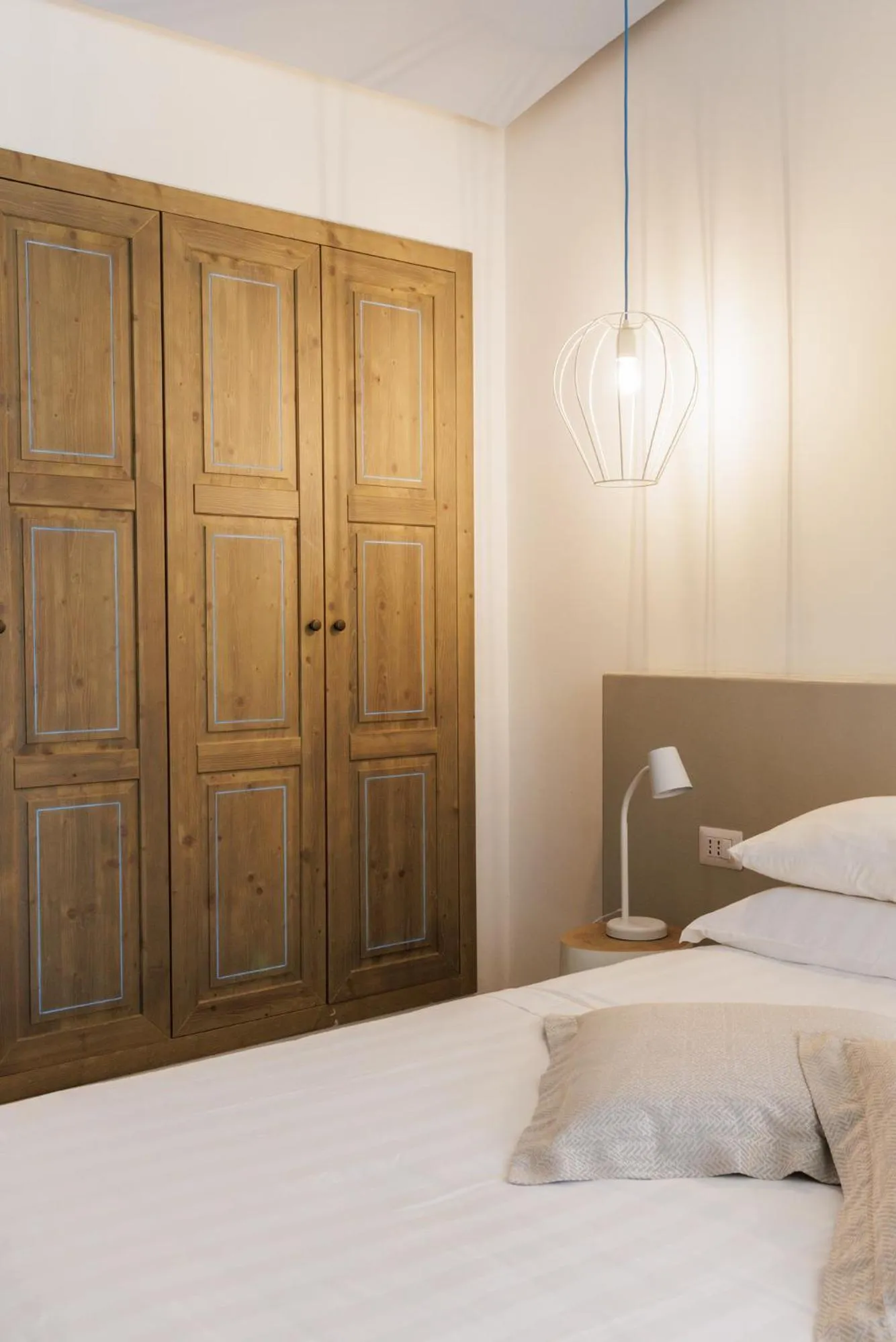 Bedroom, Bed in Borgo de li Santi