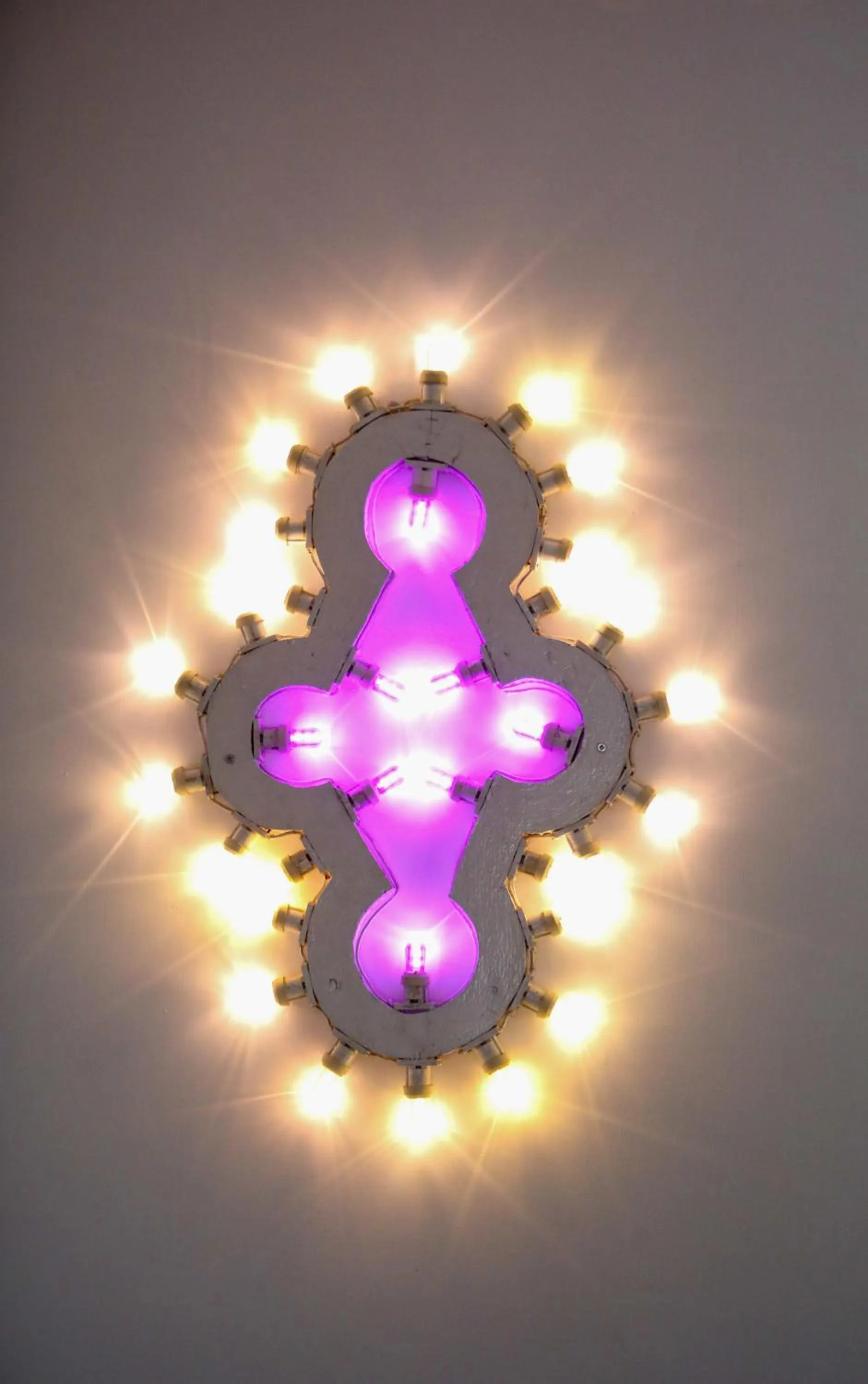 Decorative detail in Borgo de li Santi