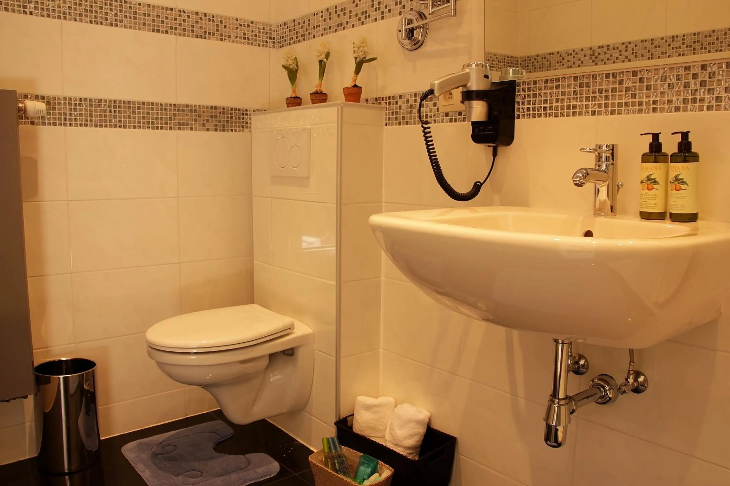 Property building in Luxury Suites Arendshof