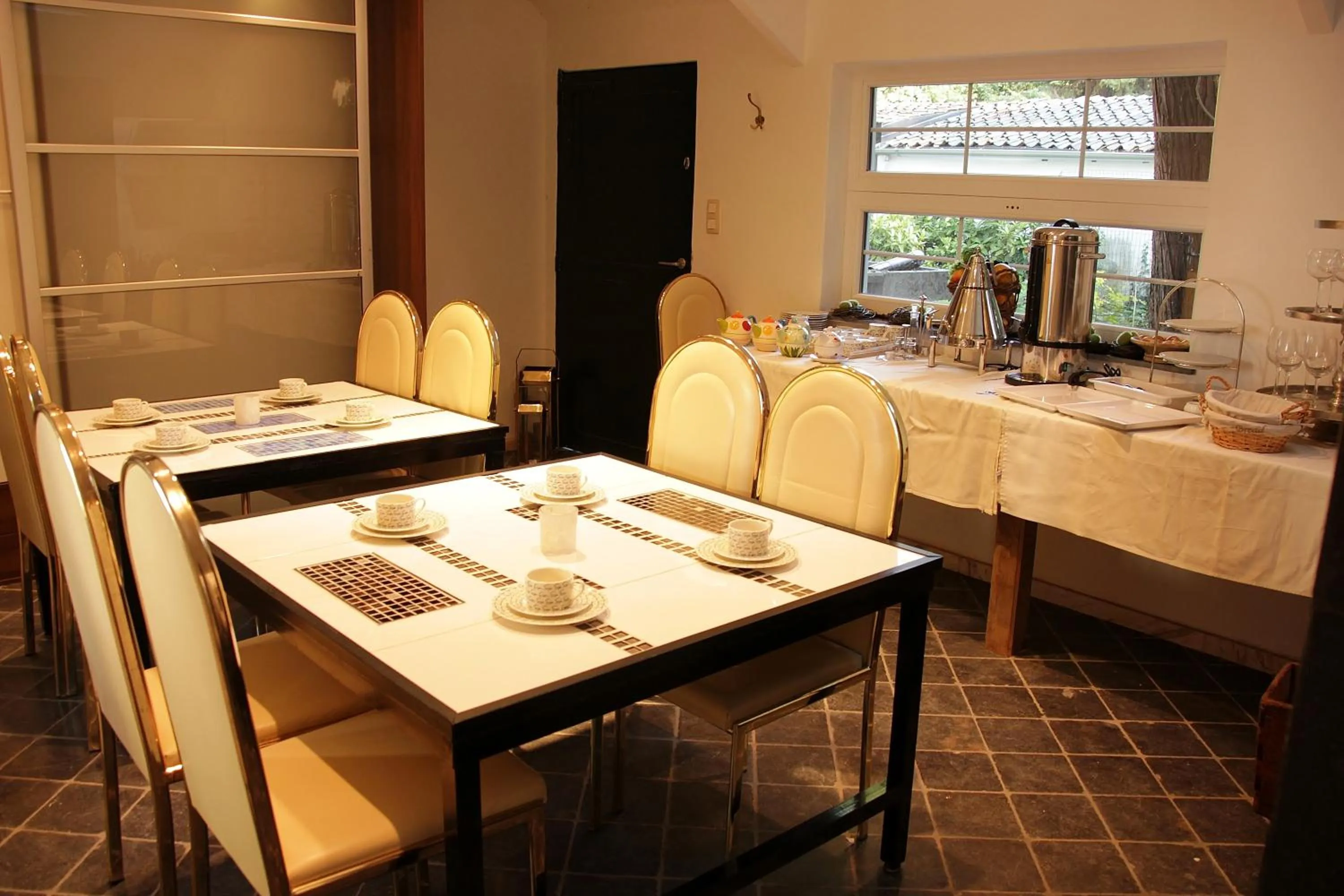 Property building in Luxury Suites Arendshof