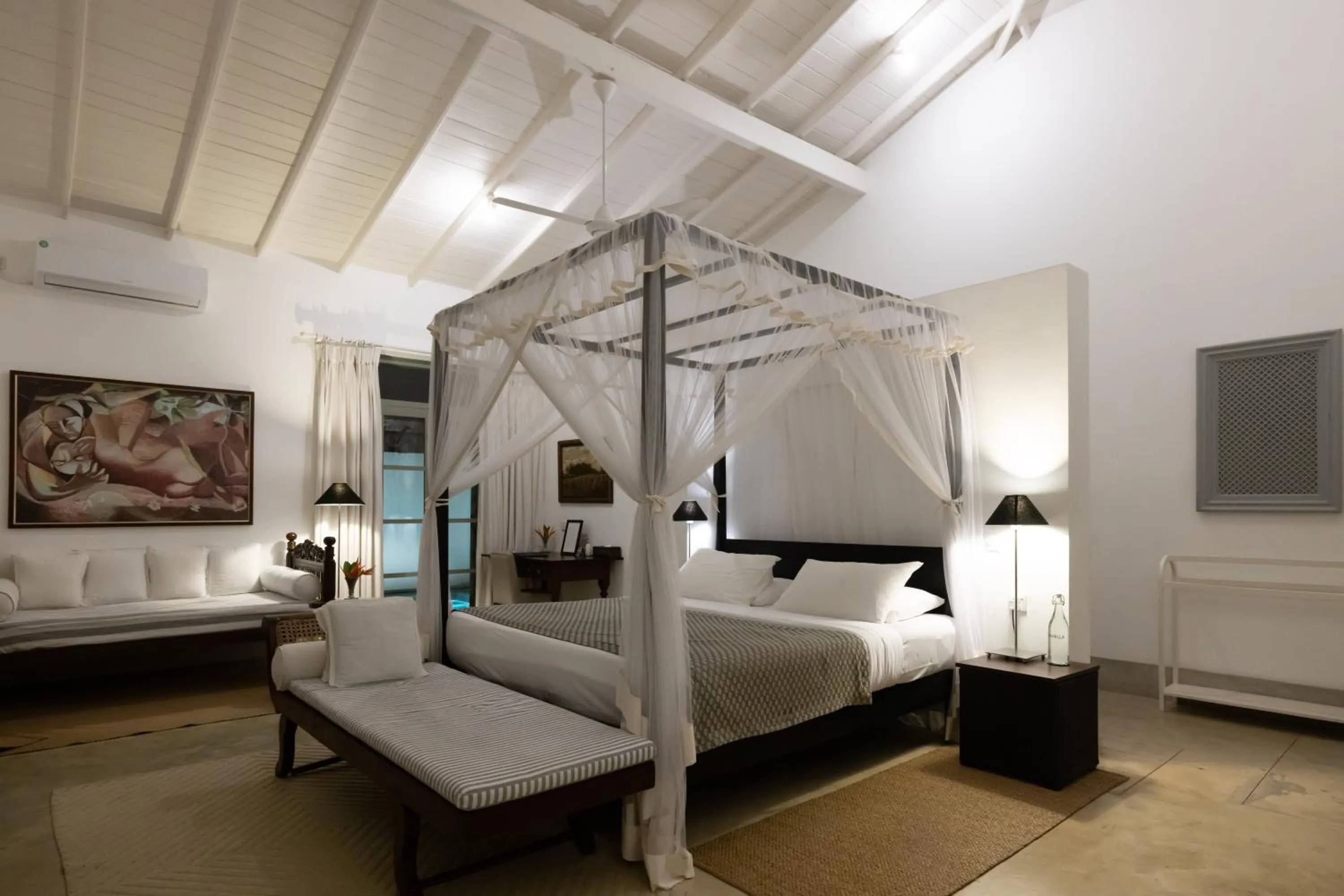 Bed in Taru Villas Mawella - Tangalle