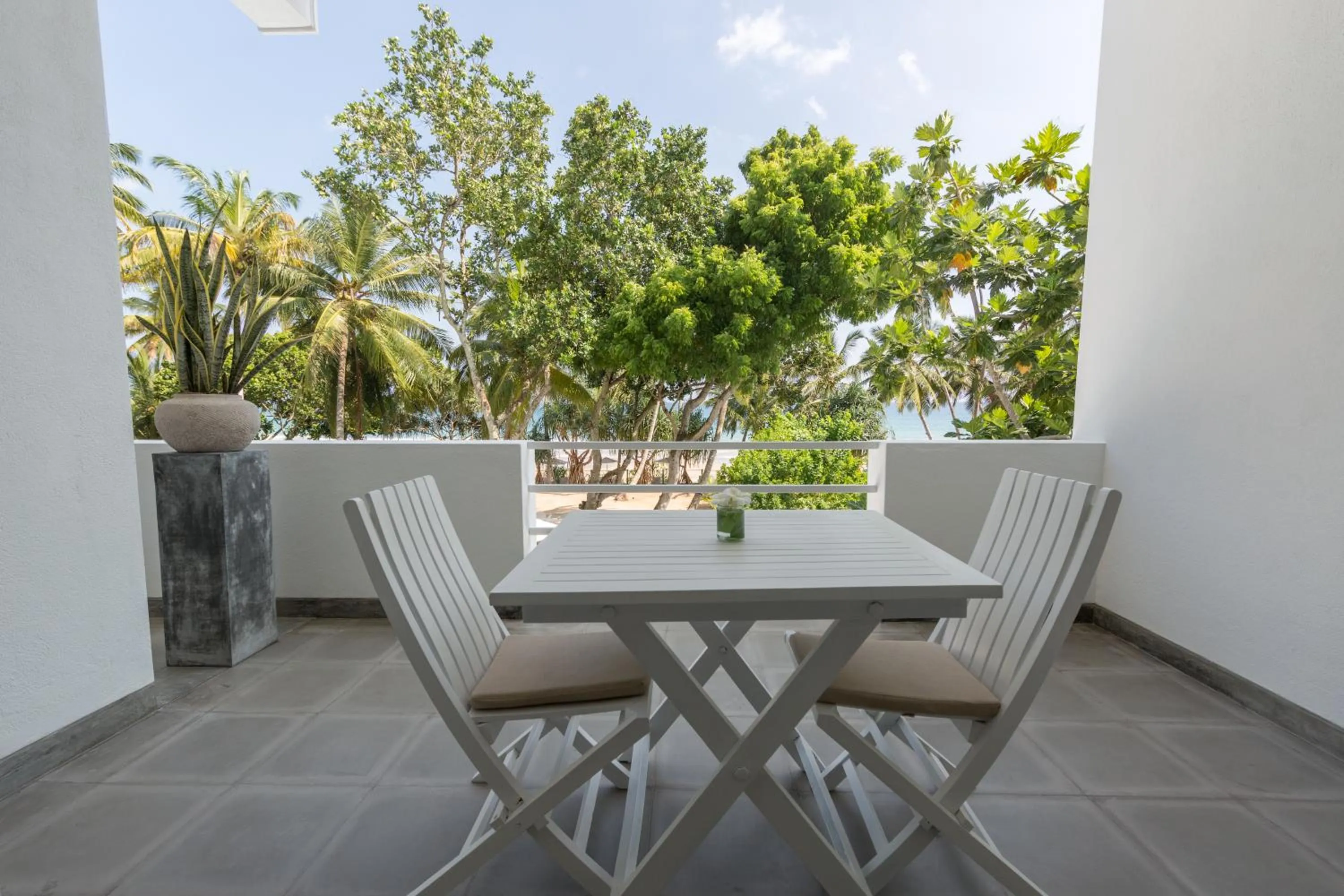 Balcony/Terrace in Taru Villas Mawella - Tangalle