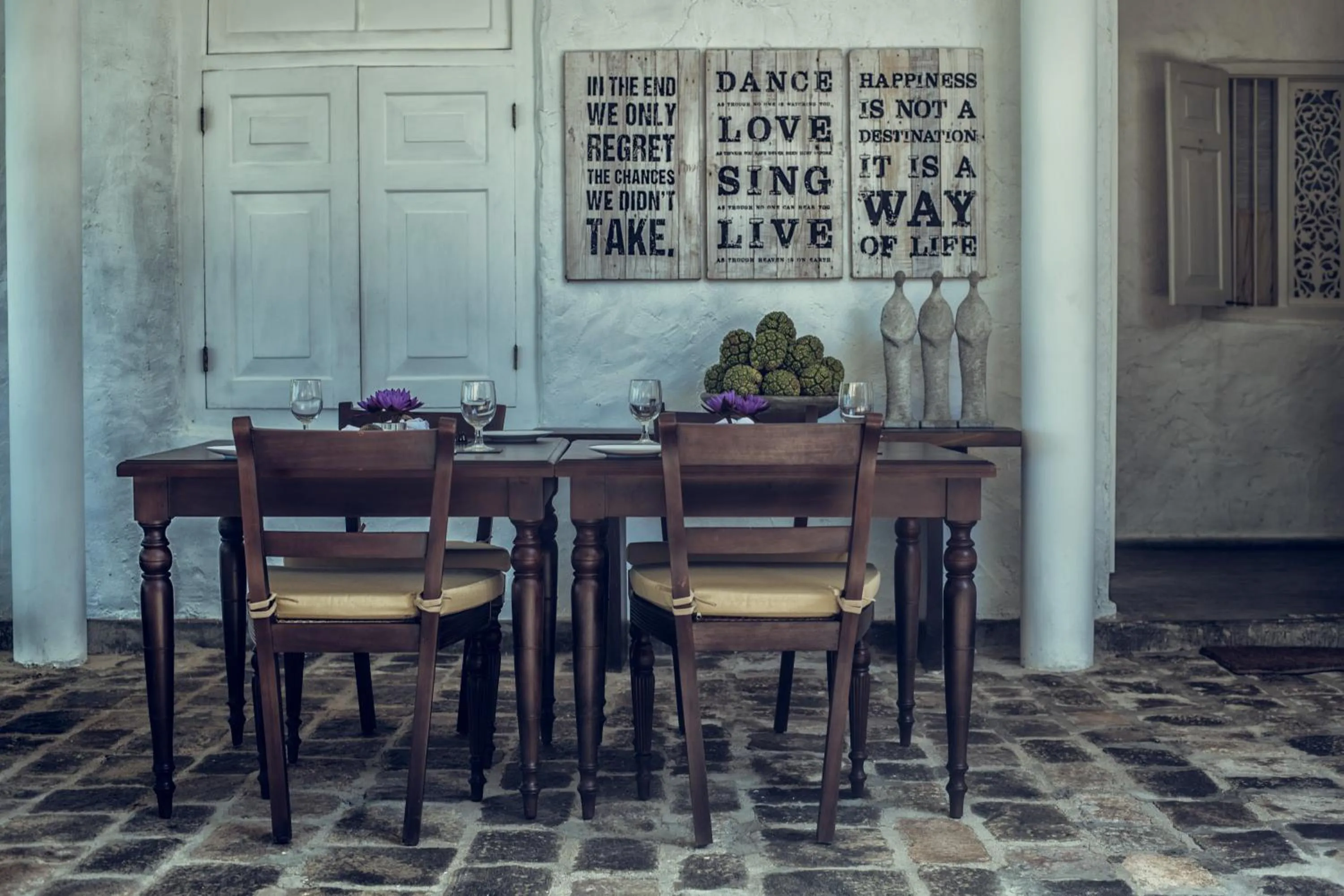 Restaurant/places to eat in Taru Villas 906 - Hikkaduwa