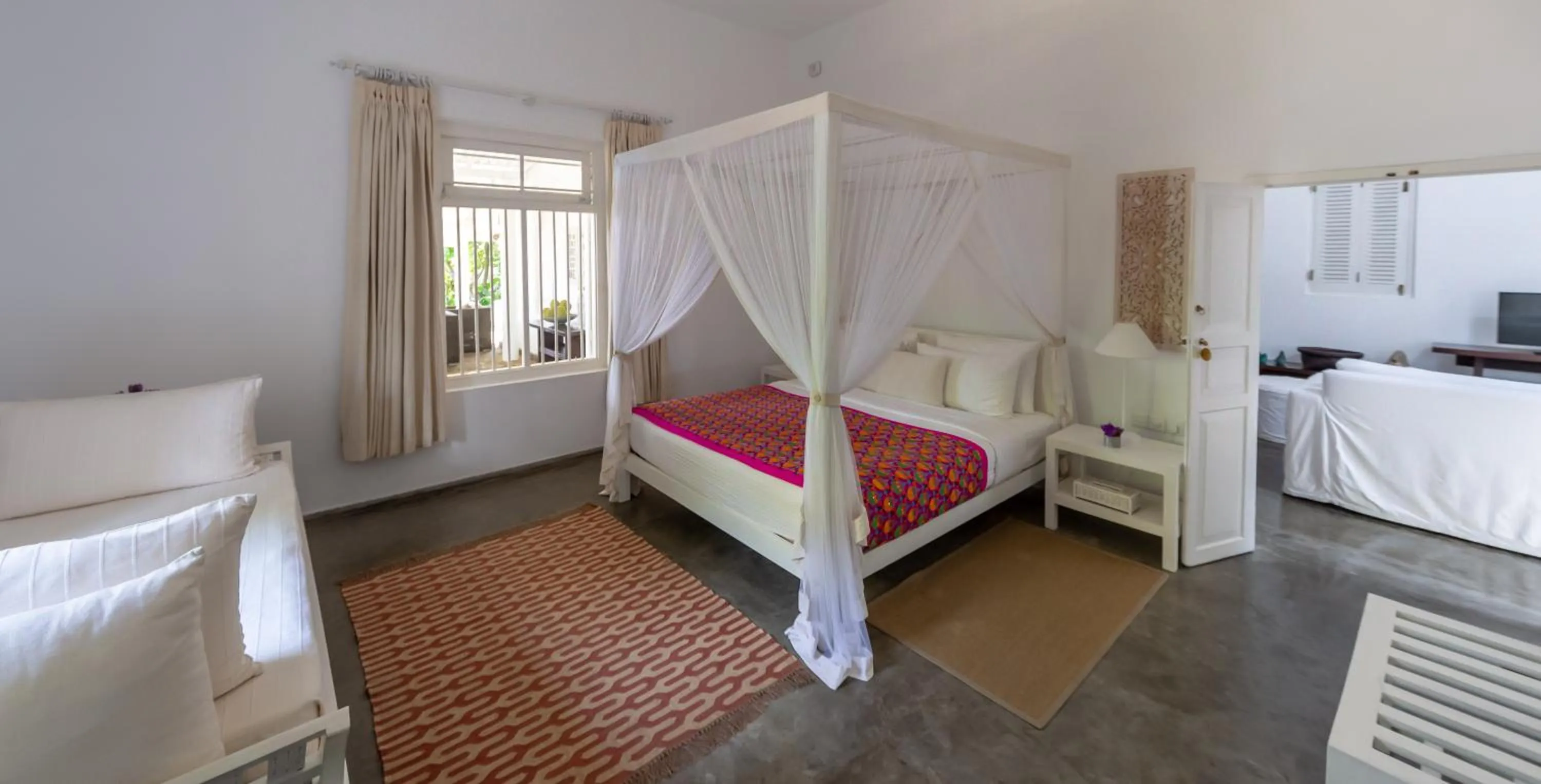 Bedroom, Bed in Taru Villas 906 - Hikkaduwa