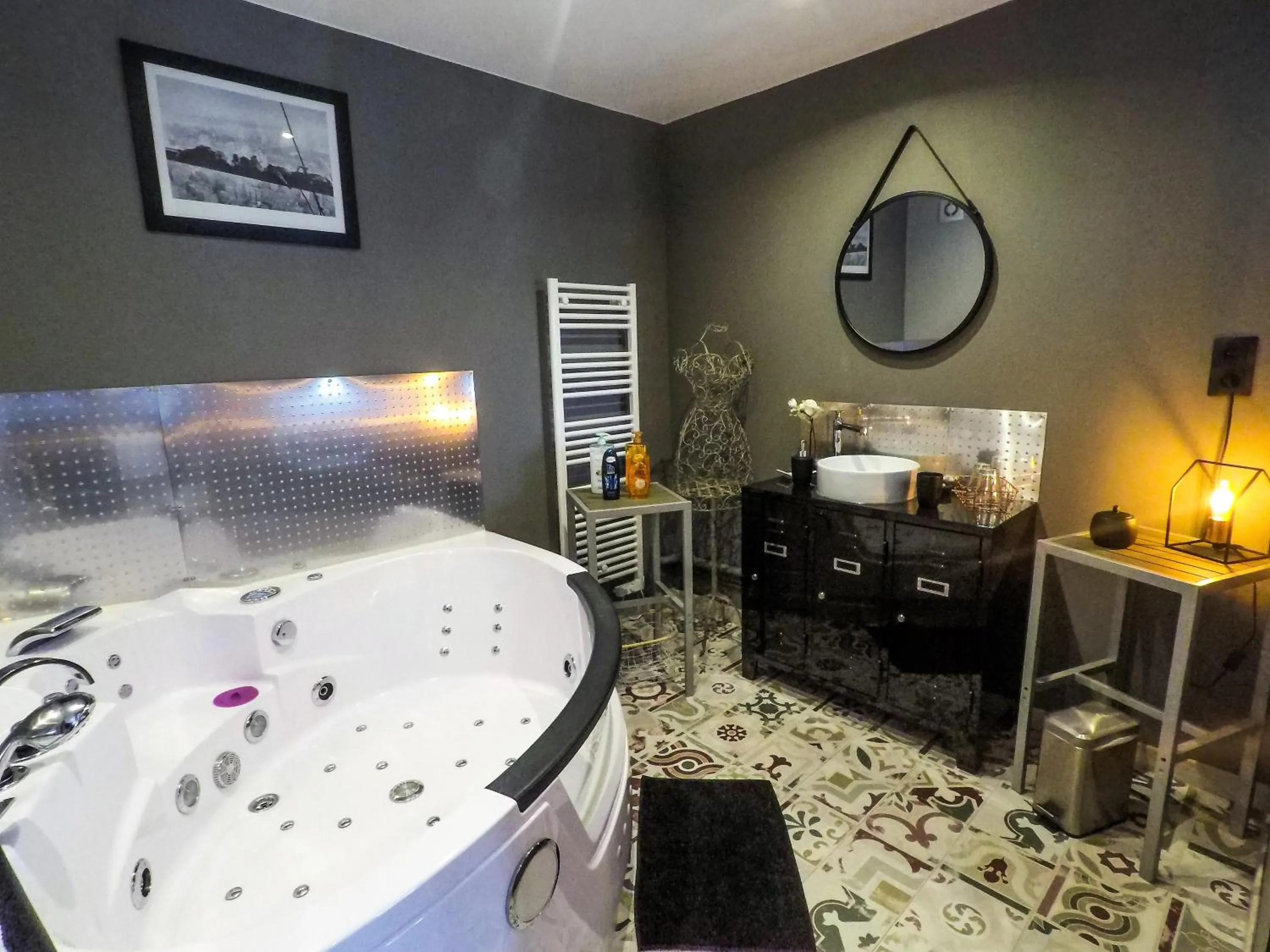 Bathroom in Home Sweet Home