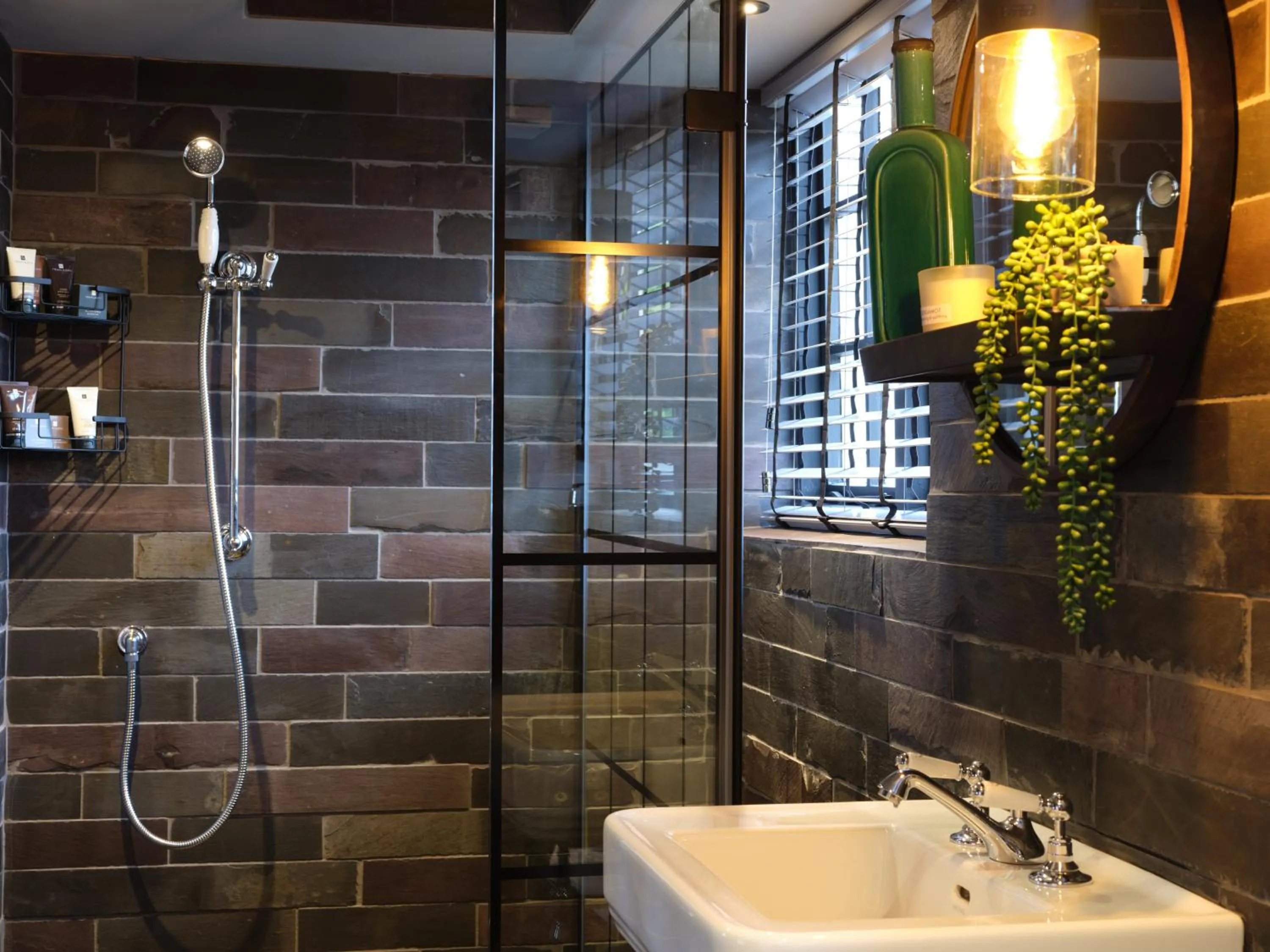 Shower in The Elms Hotel & Spa