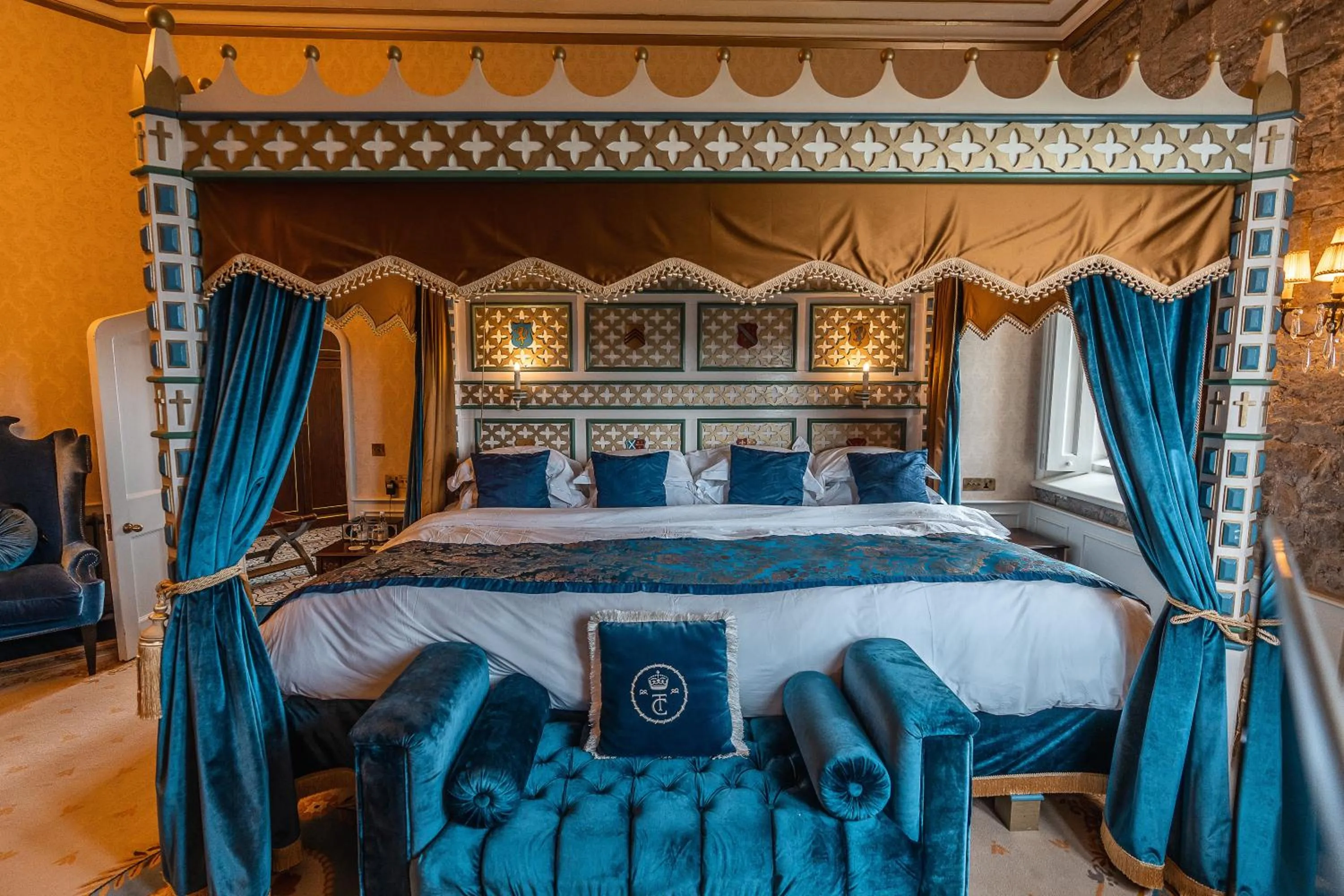 Bed in Thornbury Castle - A Relais & Chateaux Hotel