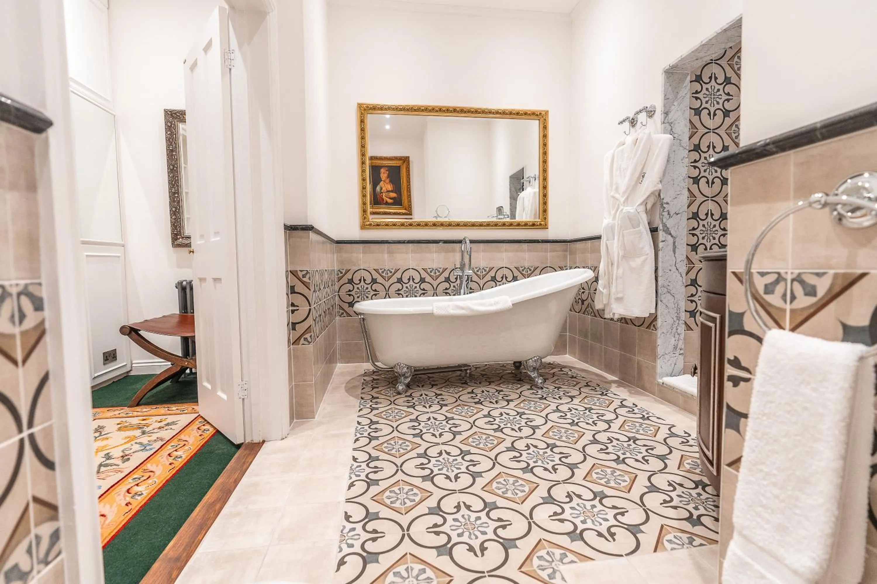 Bathroom in Thornbury Castle - A Relais & Chateaux Hotel