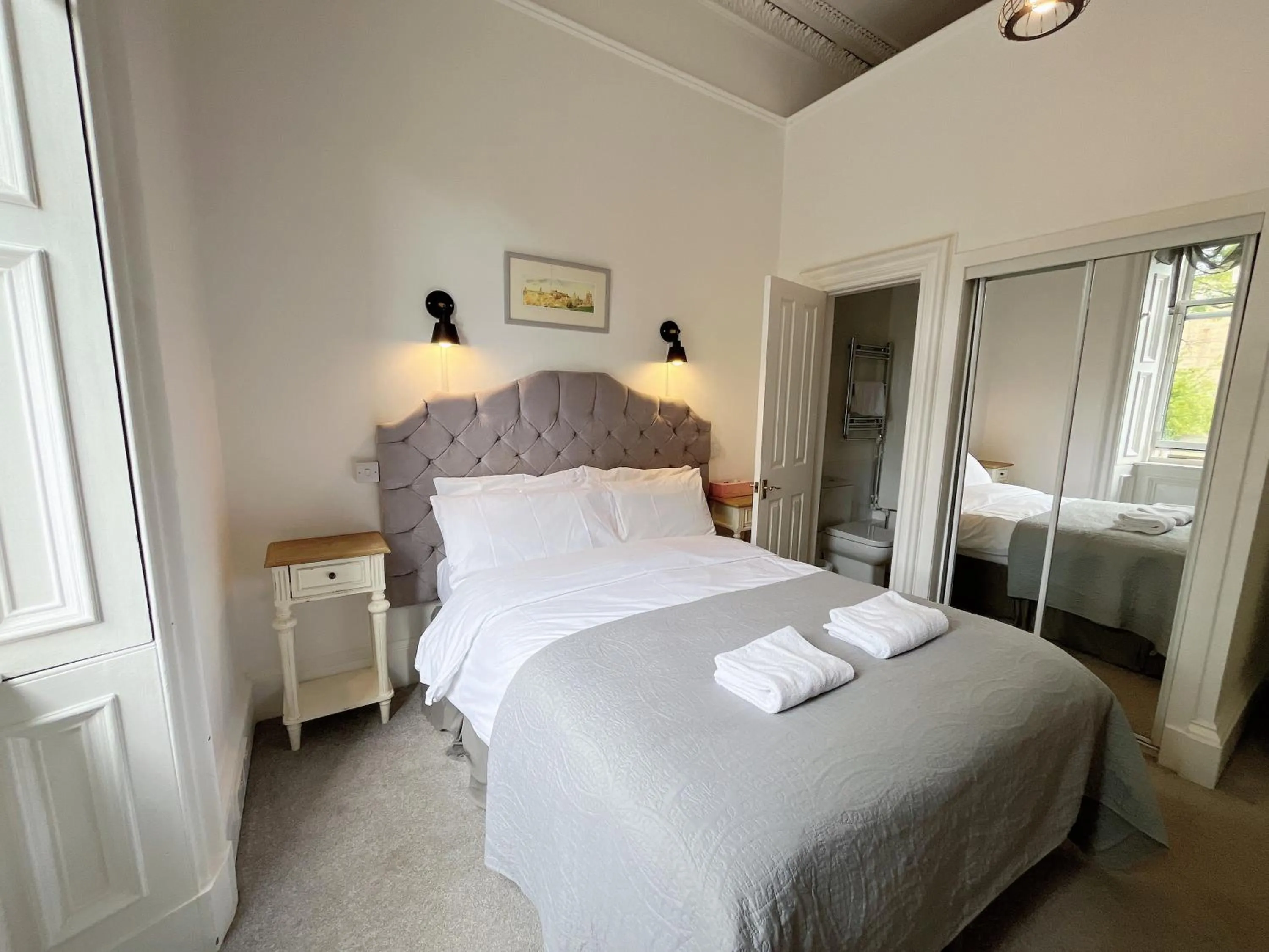 Bed in Allison House 16