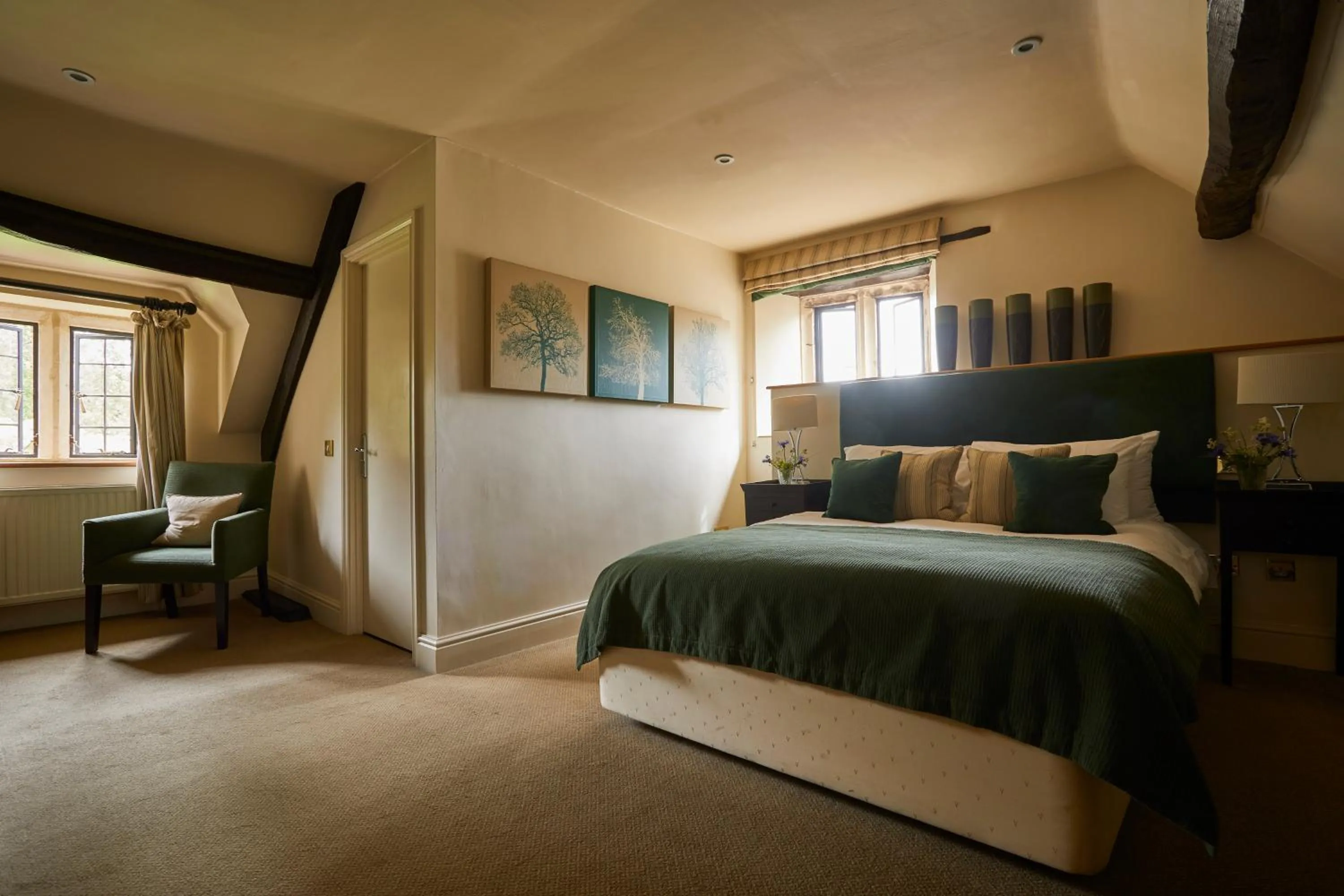 Bedroom, Bed in The Slaughters Country Inn