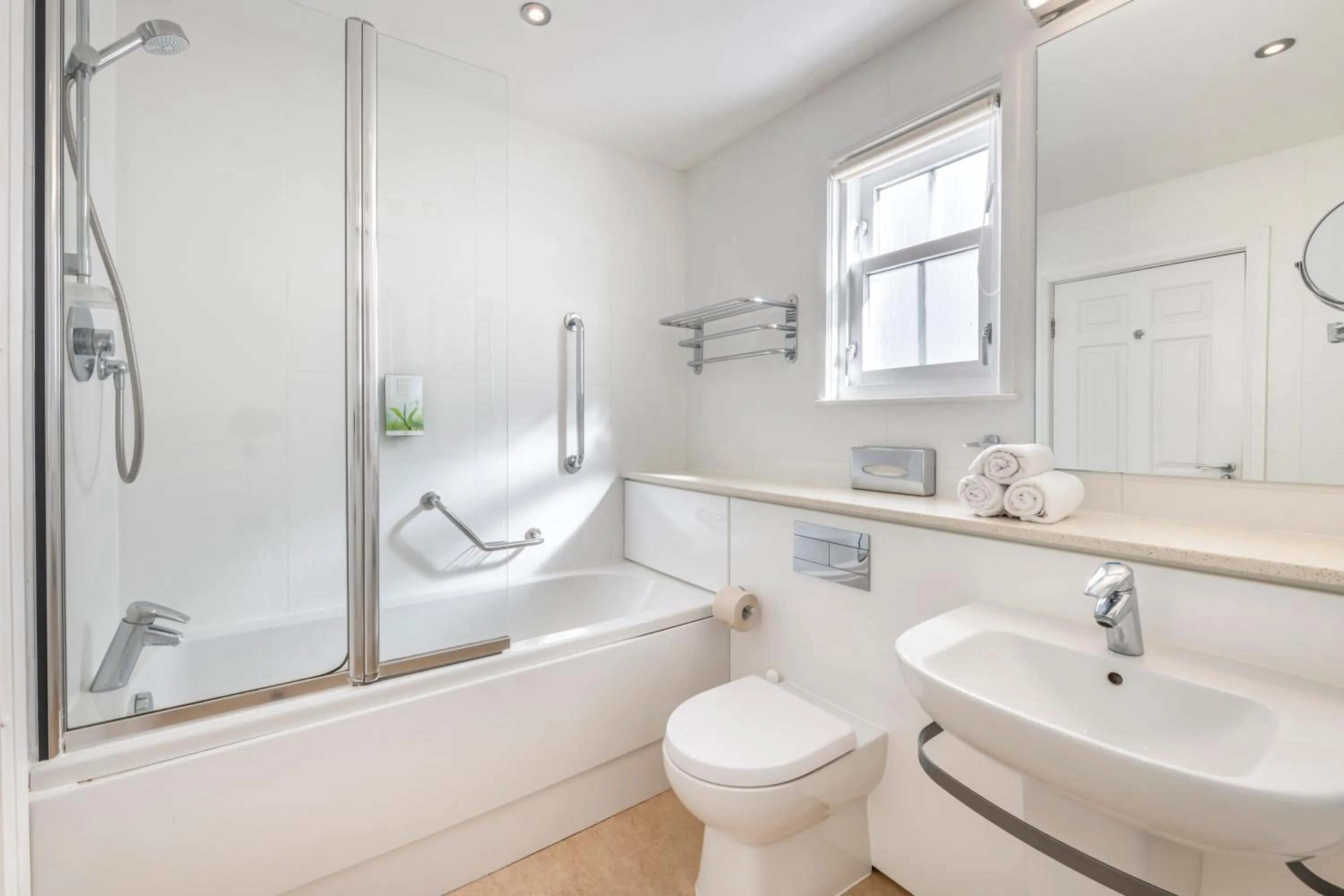 Bathroom in The Kenmore Club