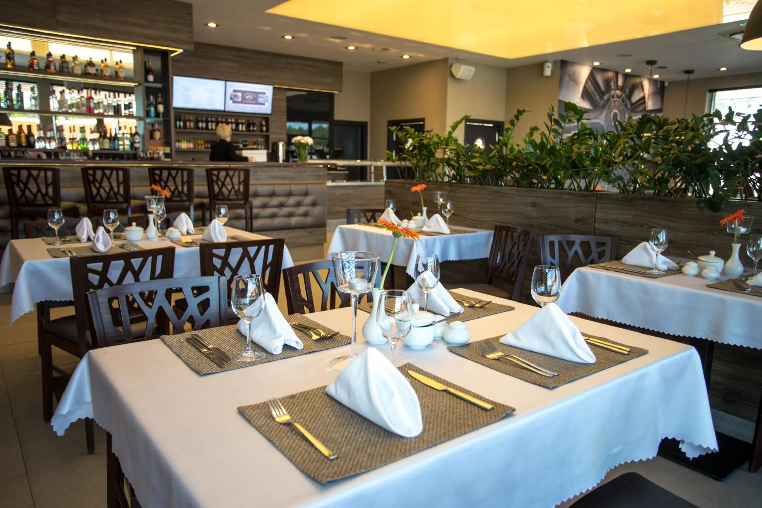 Spring in Hotel Rondo