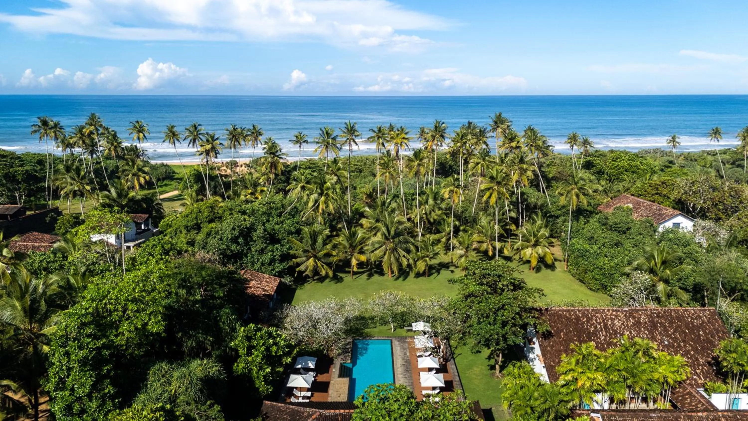 Bird's eye view in Nyne Hotels Rock Villa - Bentota