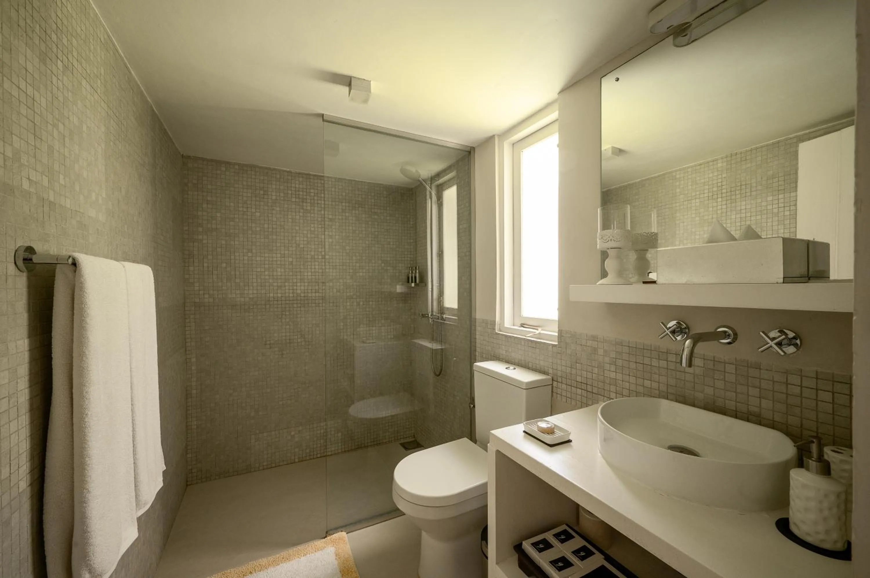 Bathroom in Nyne Hotels Rock Villa - Bentota