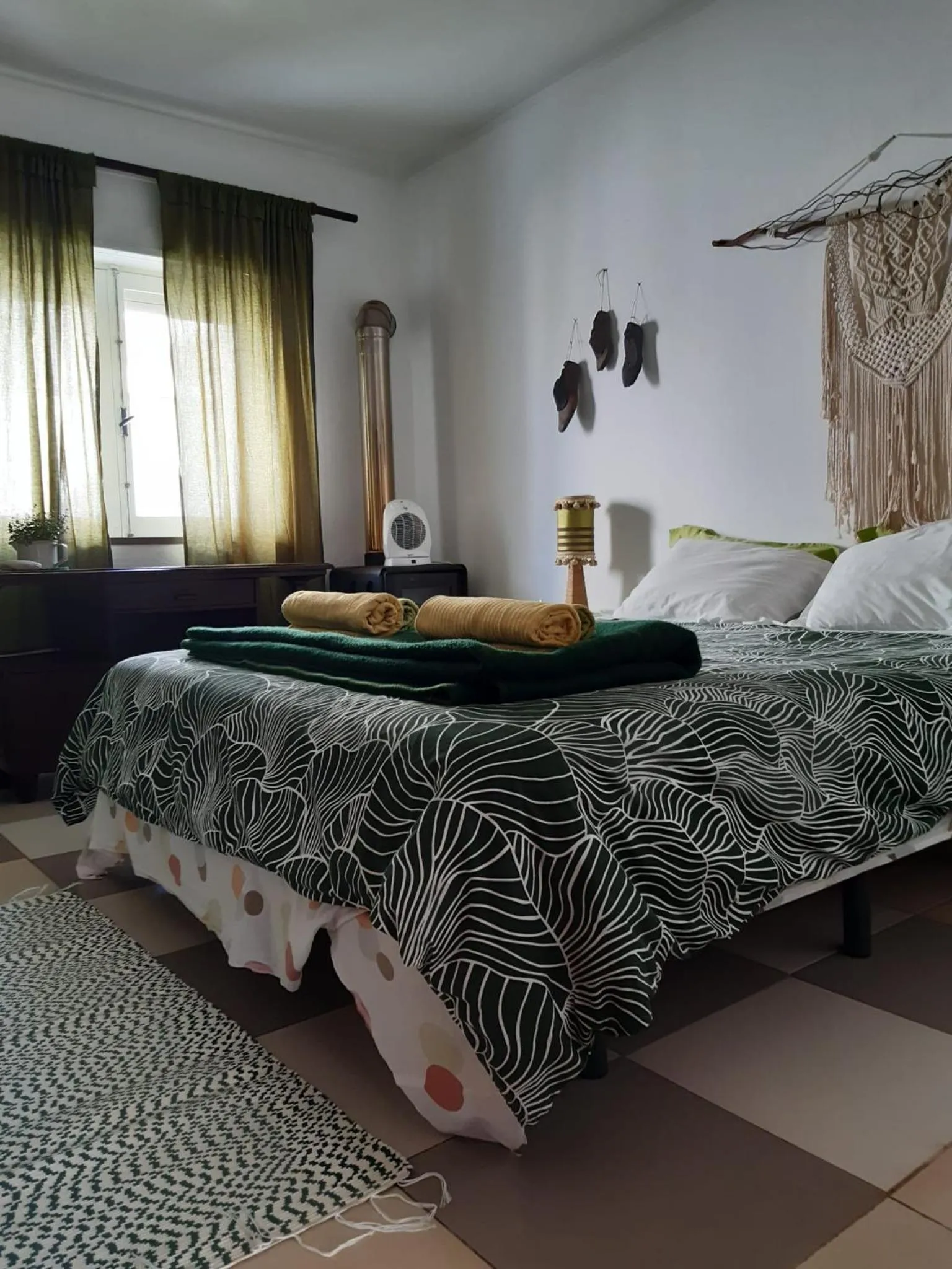 Photo of the whole room, Bed in Olive Hostel Lagos