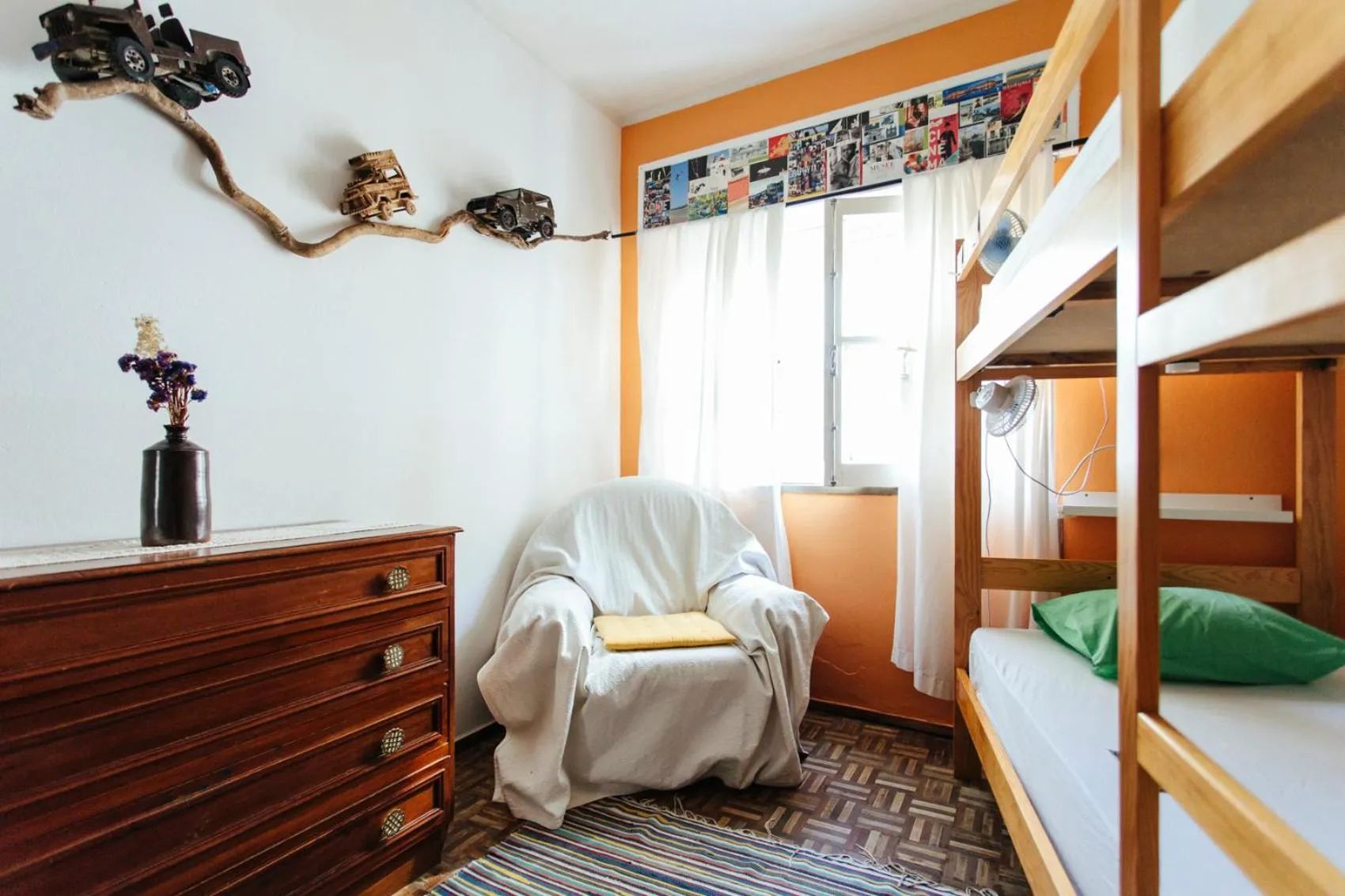 Photo of the whole room, Bed in Olive Hostel Lagos