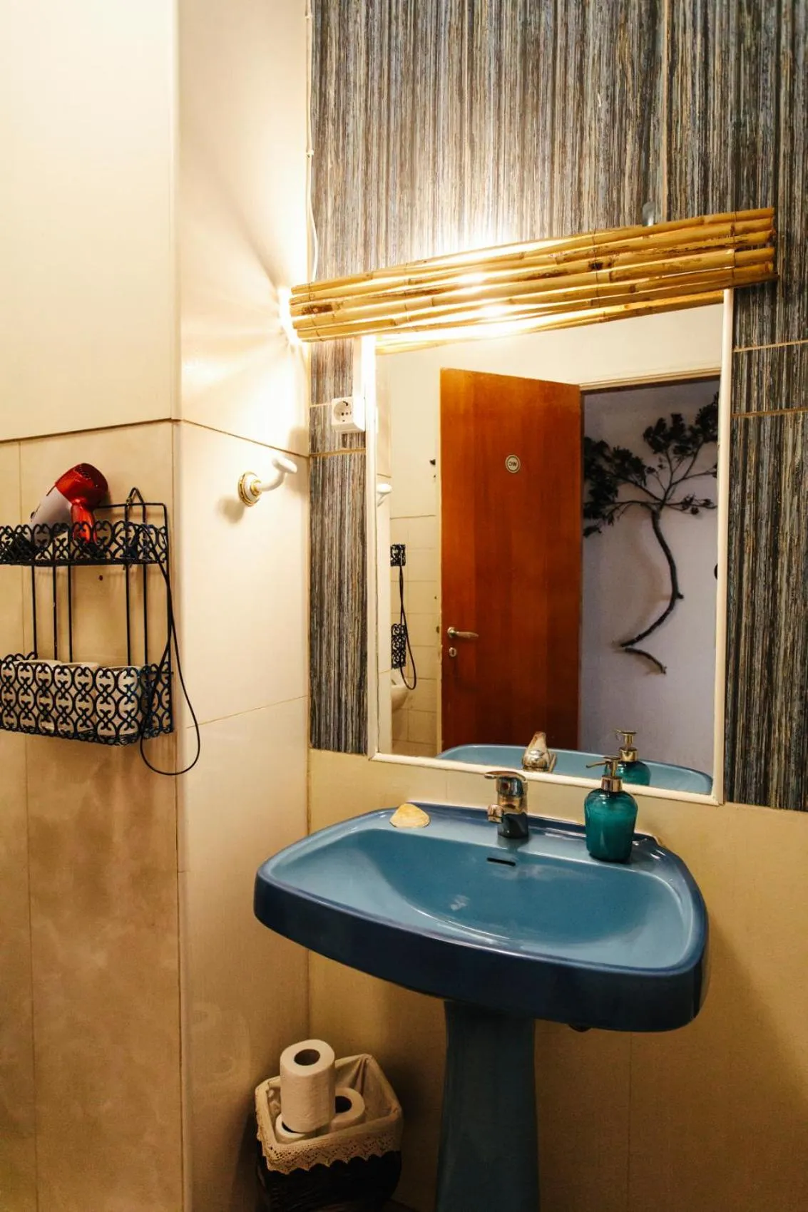 Bathroom in Olive Hostel Lagos
