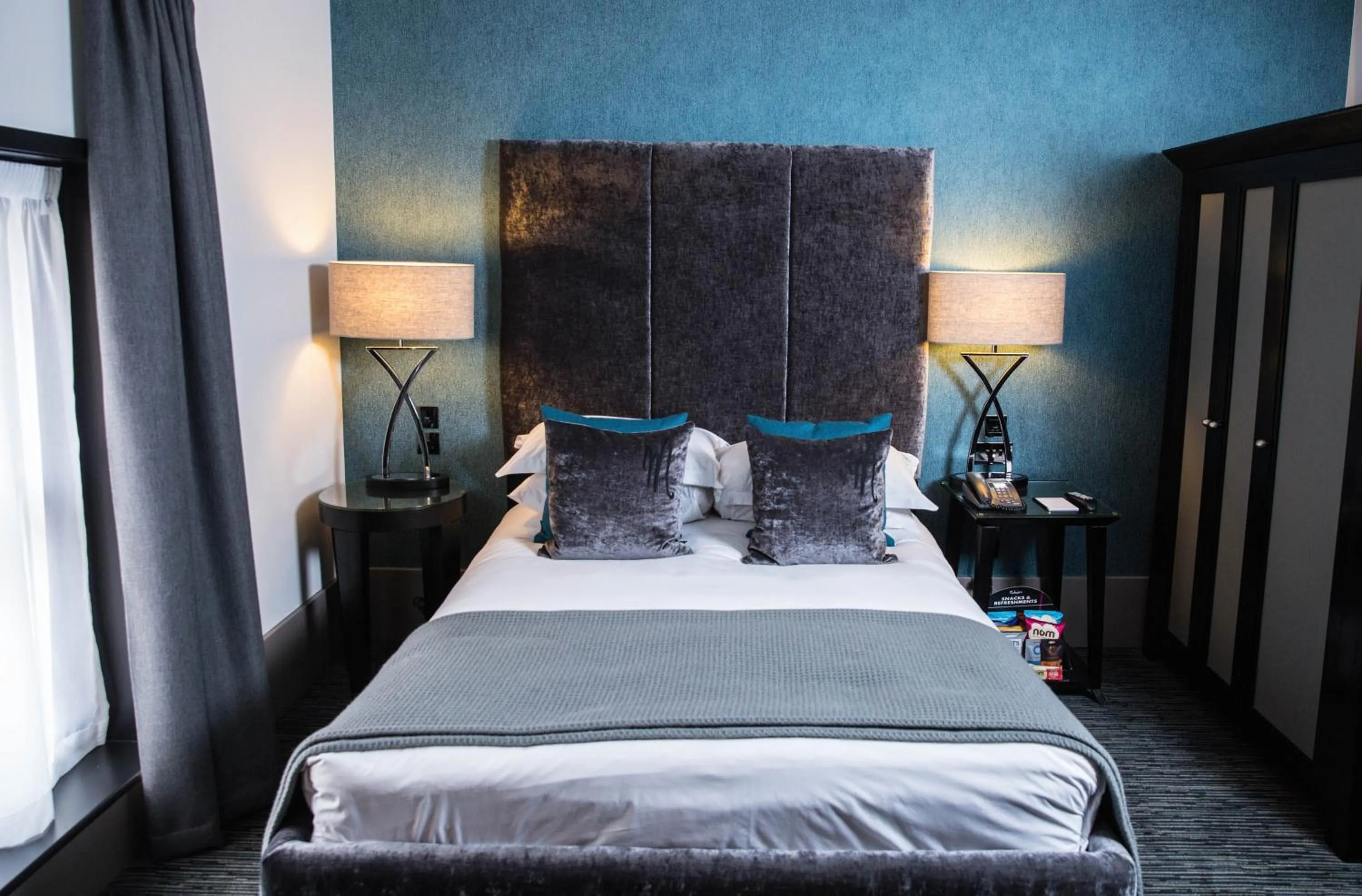 Bedroom, Bed in Malmaison Oxford