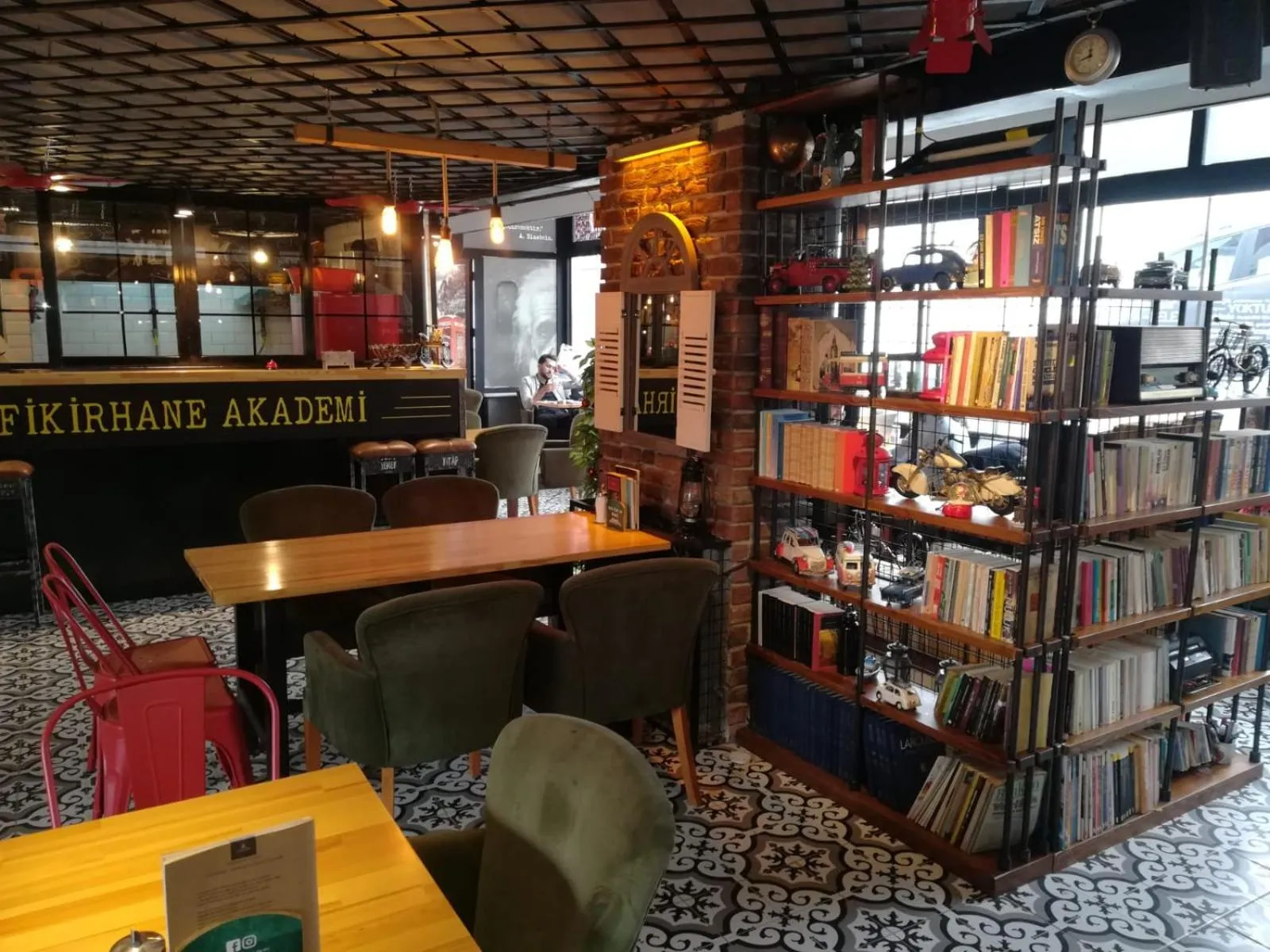 Library in Parfe Apart