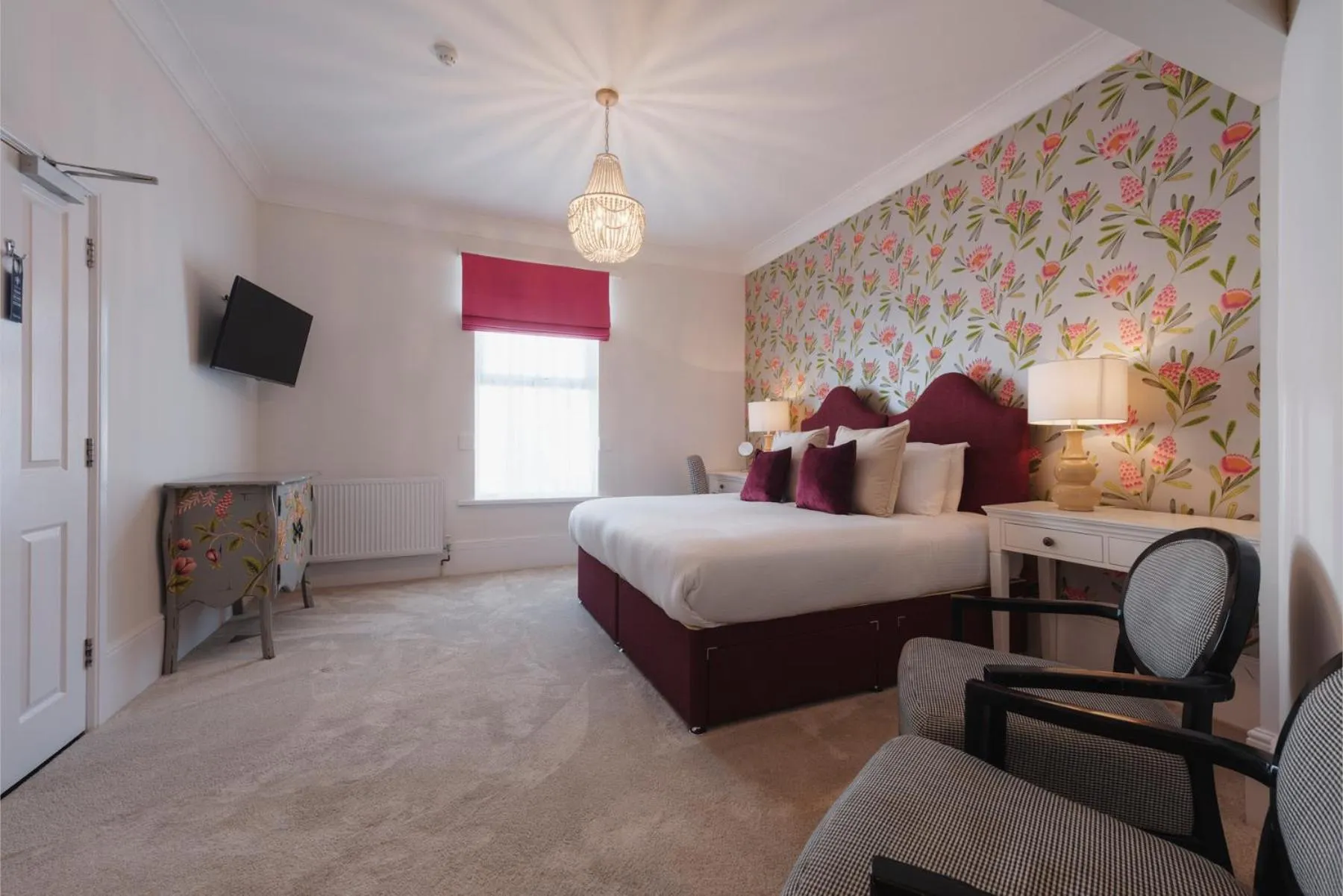 Bed in Florence House Boutique Hotel and Restaurant