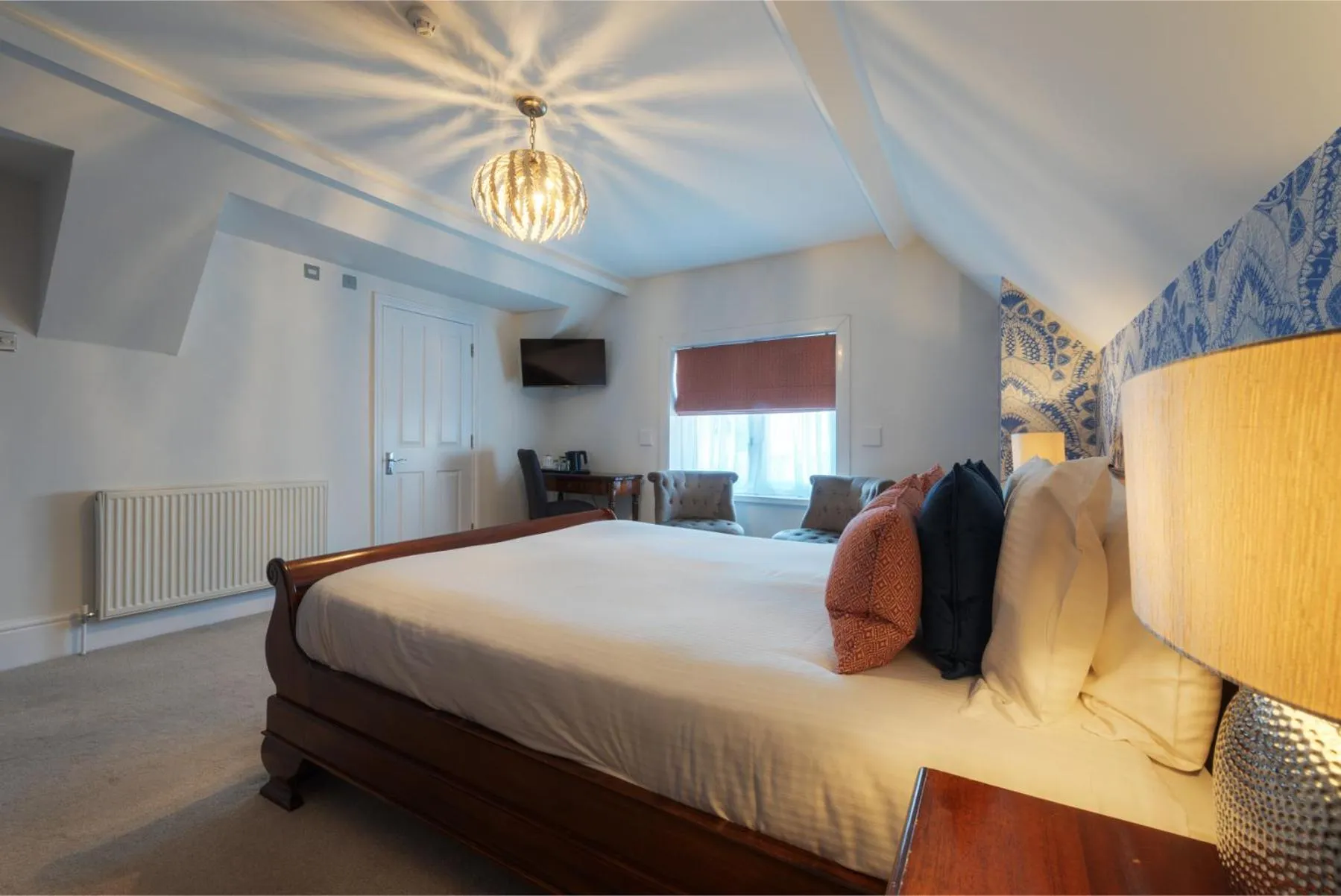 Bed in Florence House Boutique Hotel and Restaurant