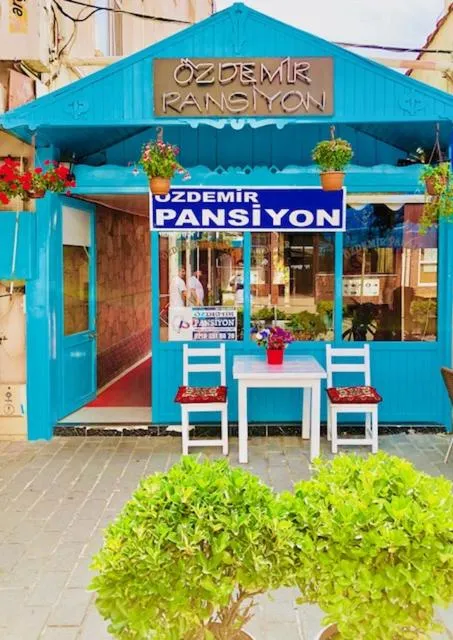 Ozdemir Pansiyon