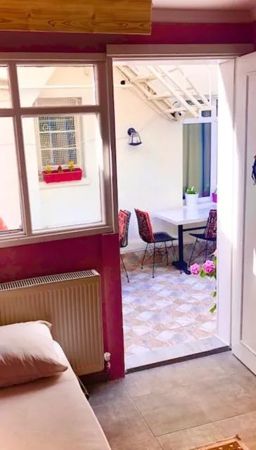 Bed in Ozdemir Pansiyon