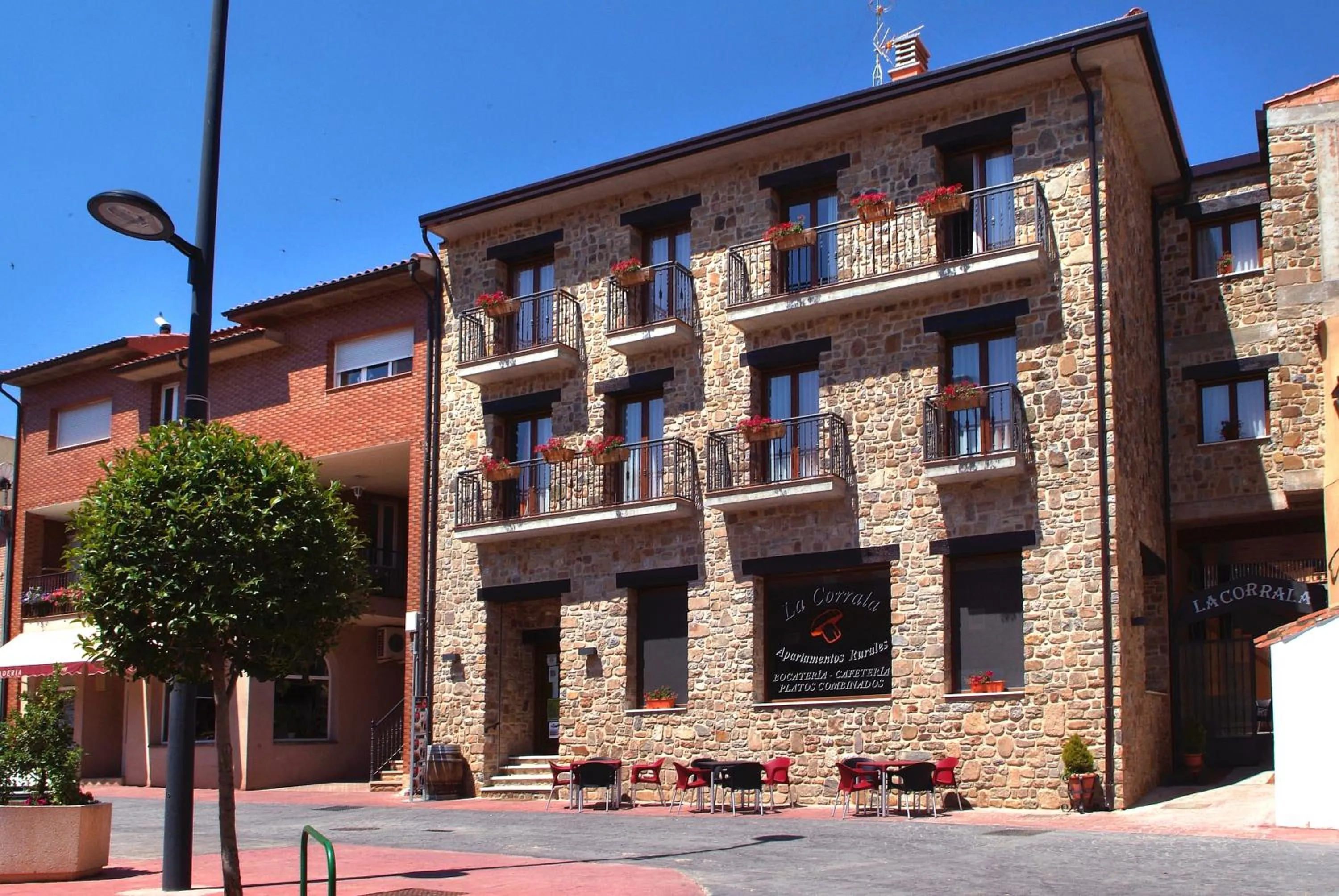 Property building in Apartahotel La Corrala