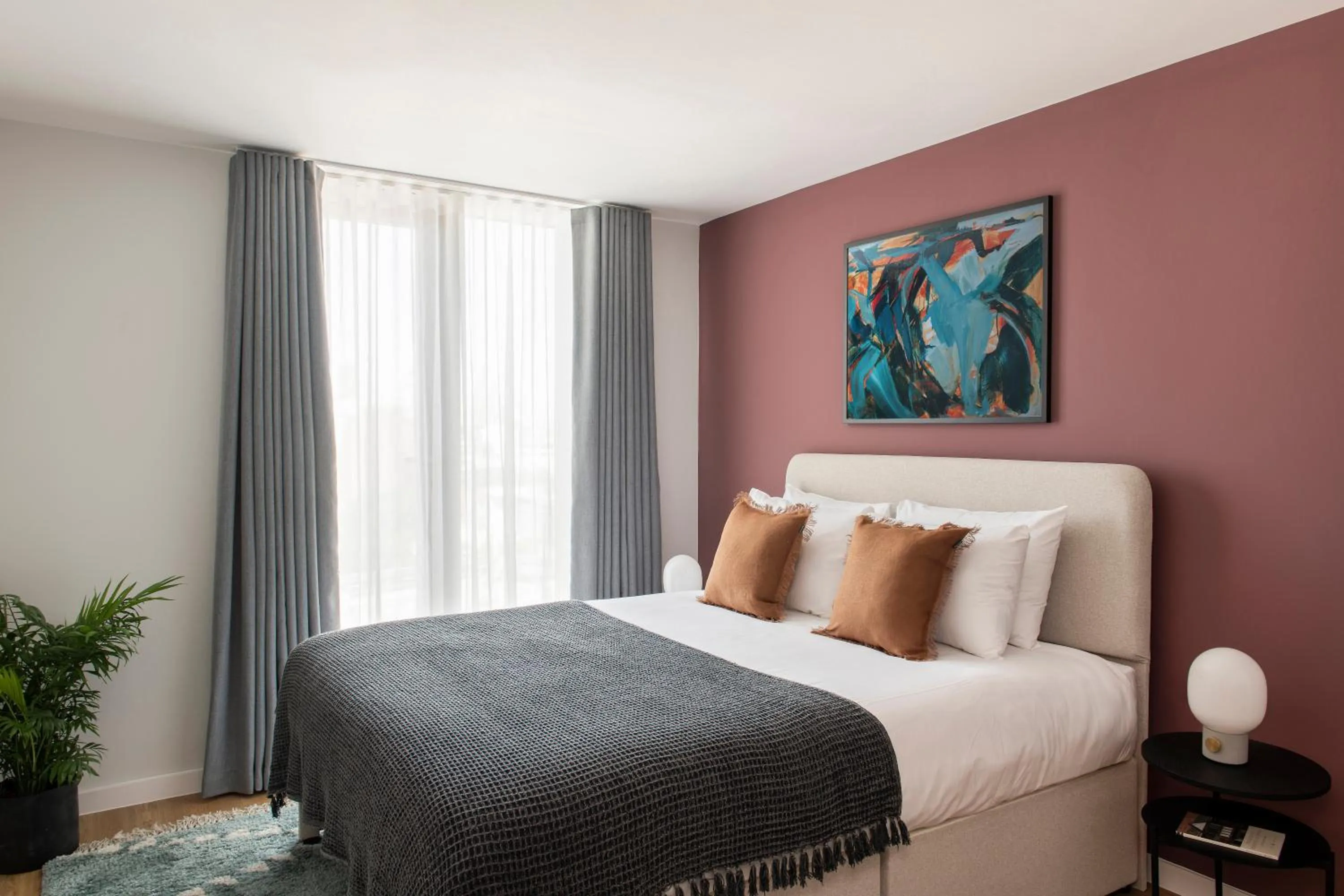 Bedroom, Bed in Cove Paradise Street