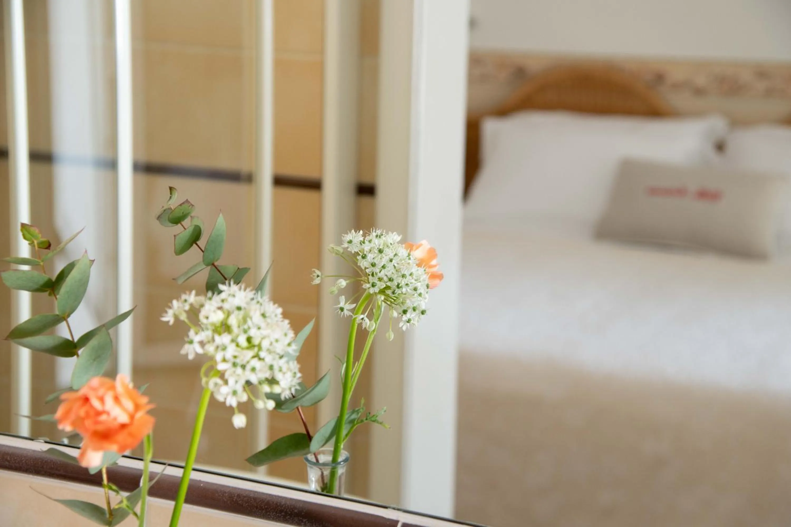 Bathroom, Bed in Villa Arizona