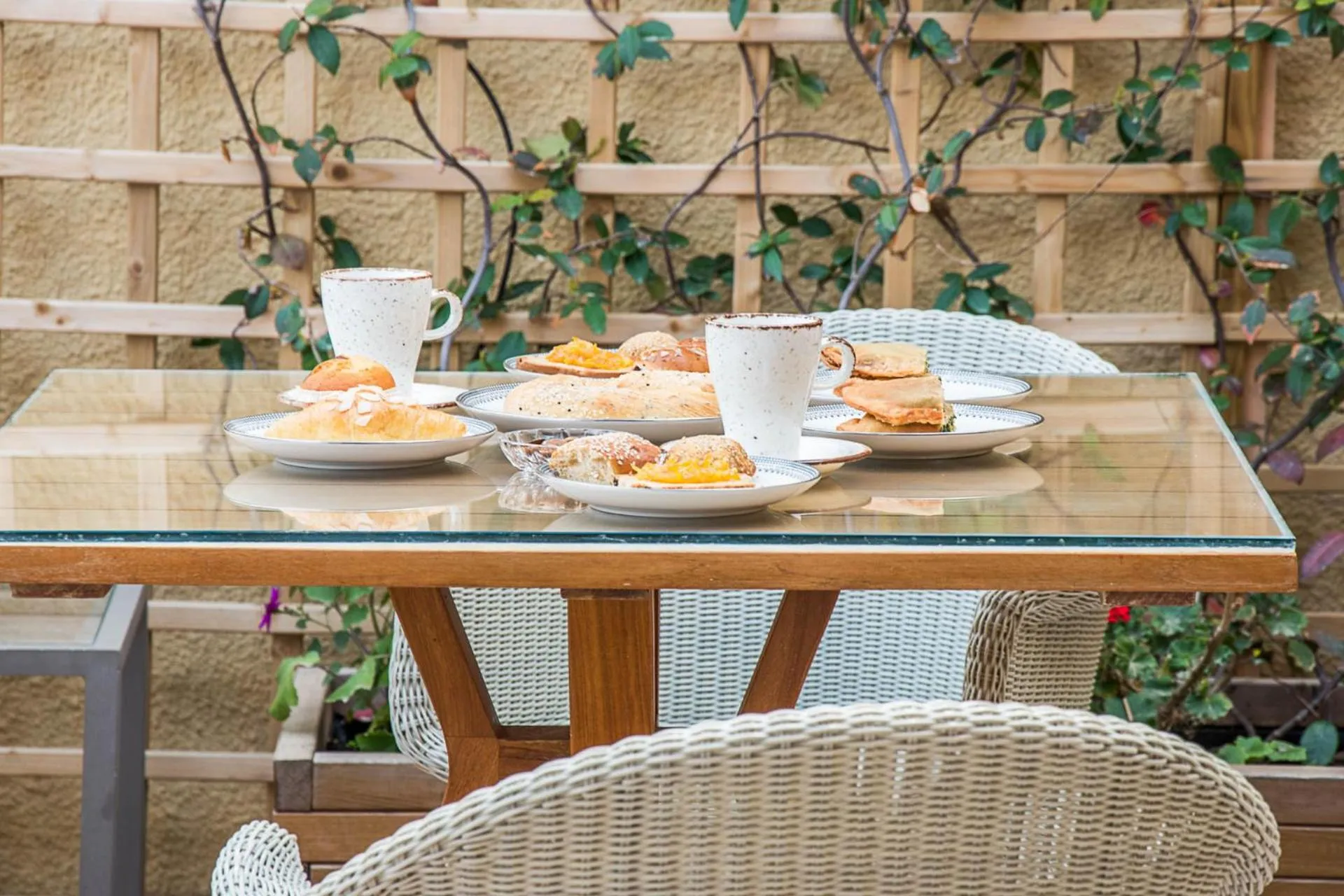 Breakfast in San Salvatore Monastery