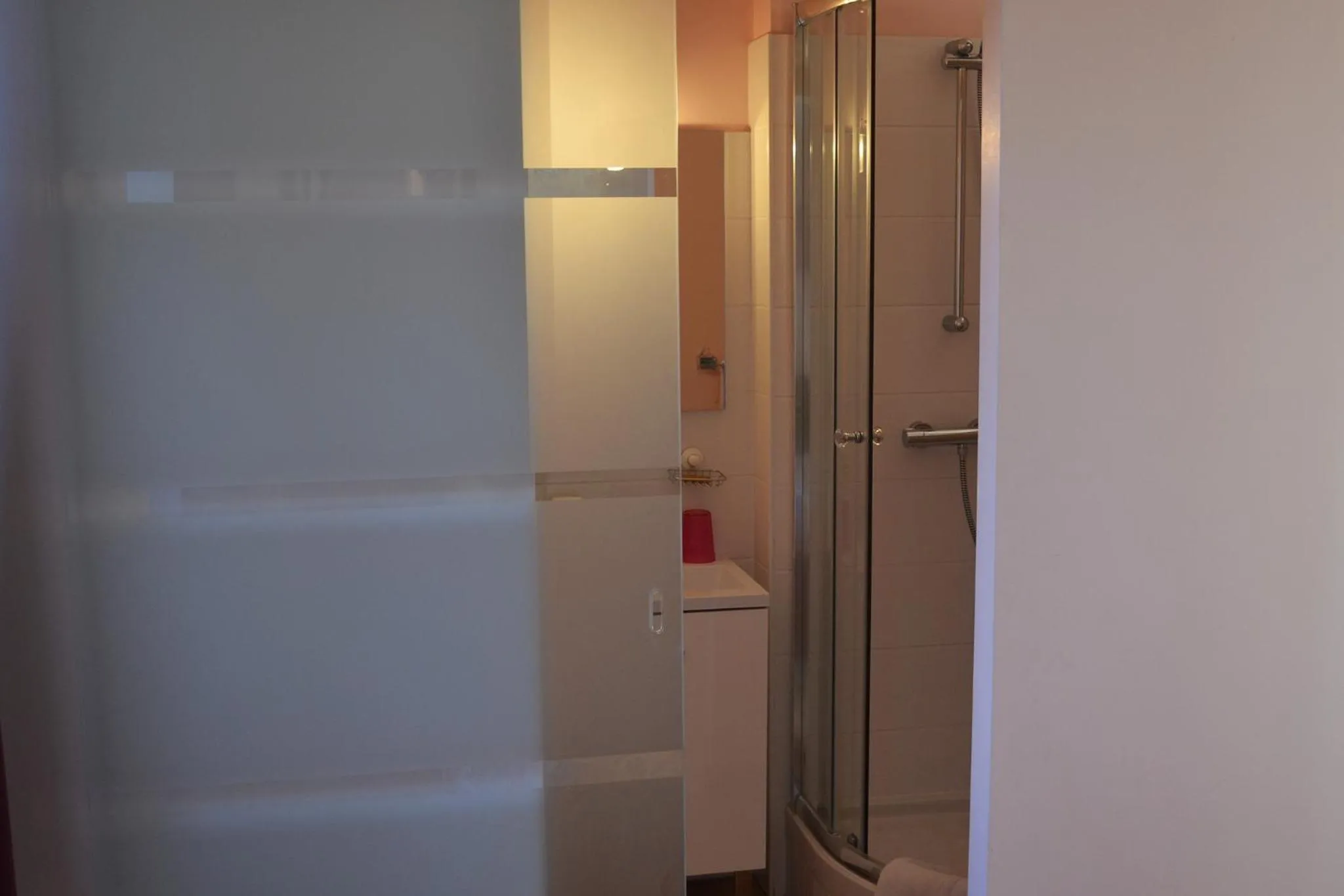 Bathroom in La Follye Mancey