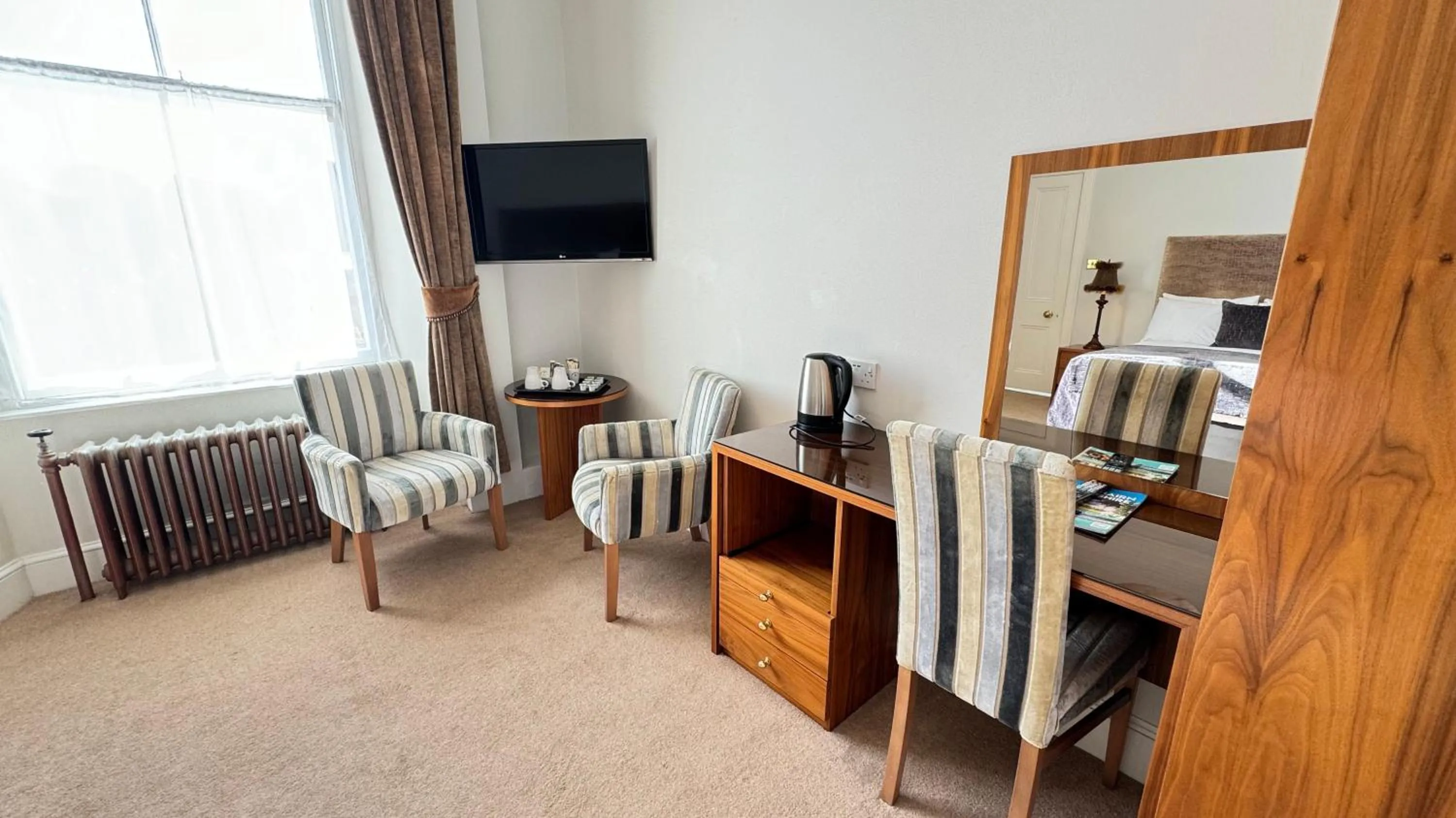 TV and multimedia in Invernairne