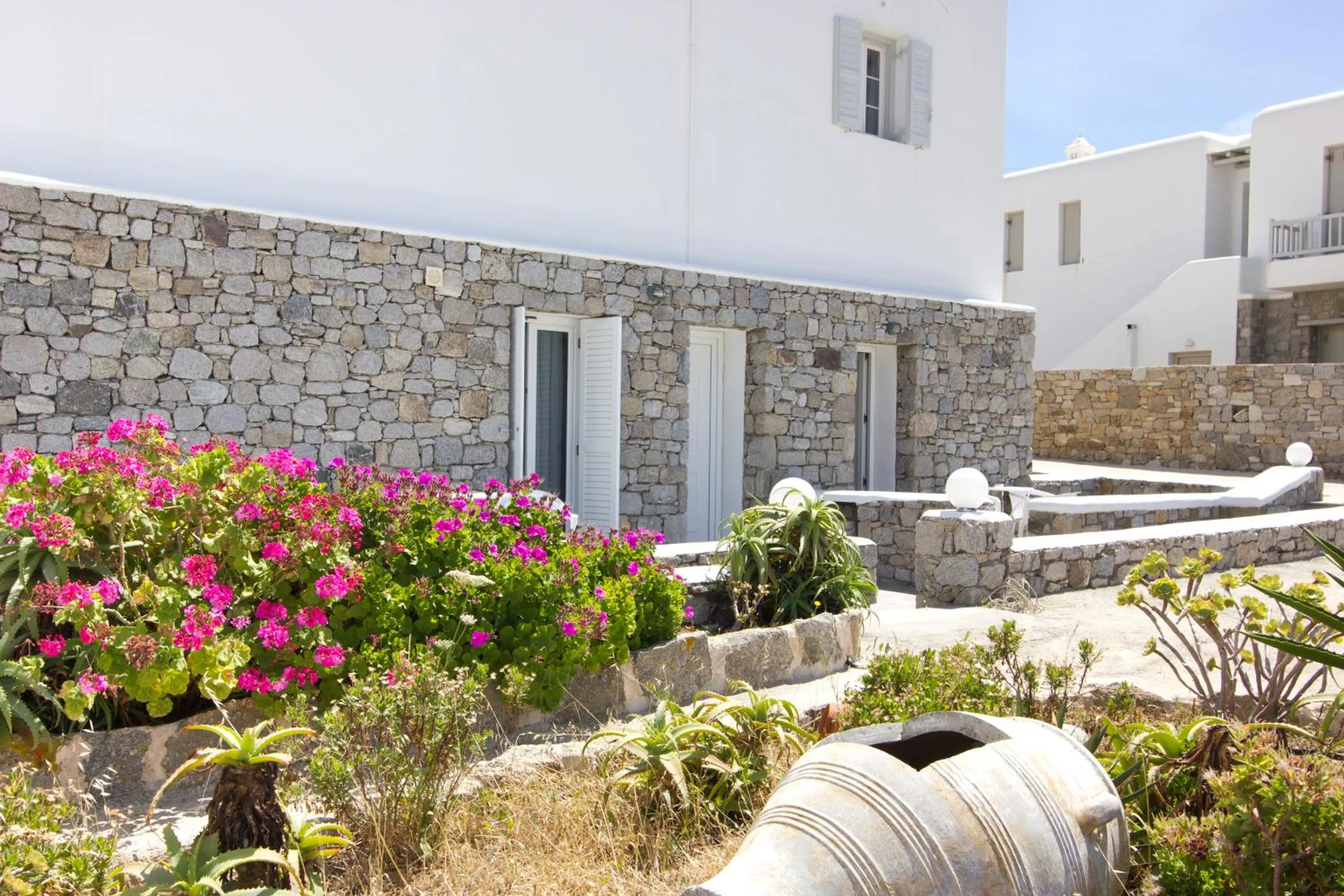 Property building in Anixi - Primavera Mykonos