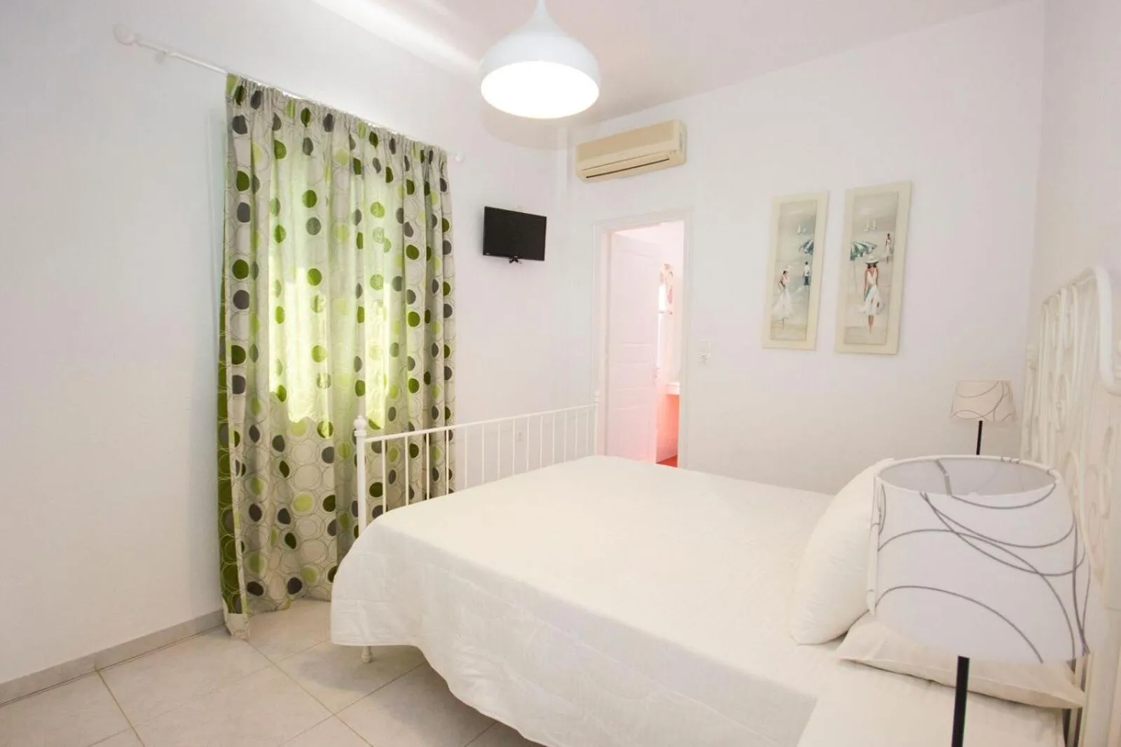 Bed in Anixi - Primavera Mykonos