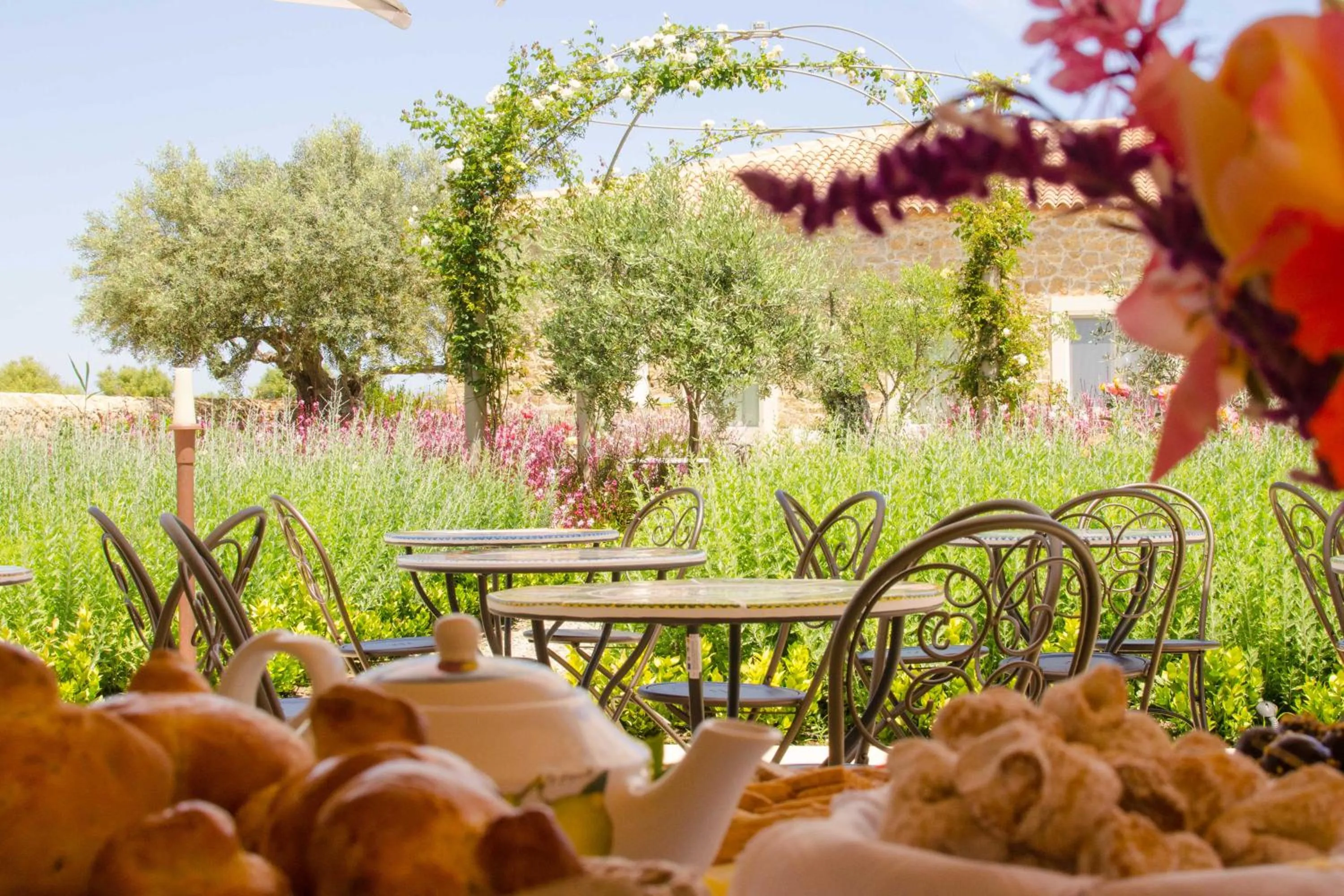 Restaurant/places to eat in Hotel Casale Milocca