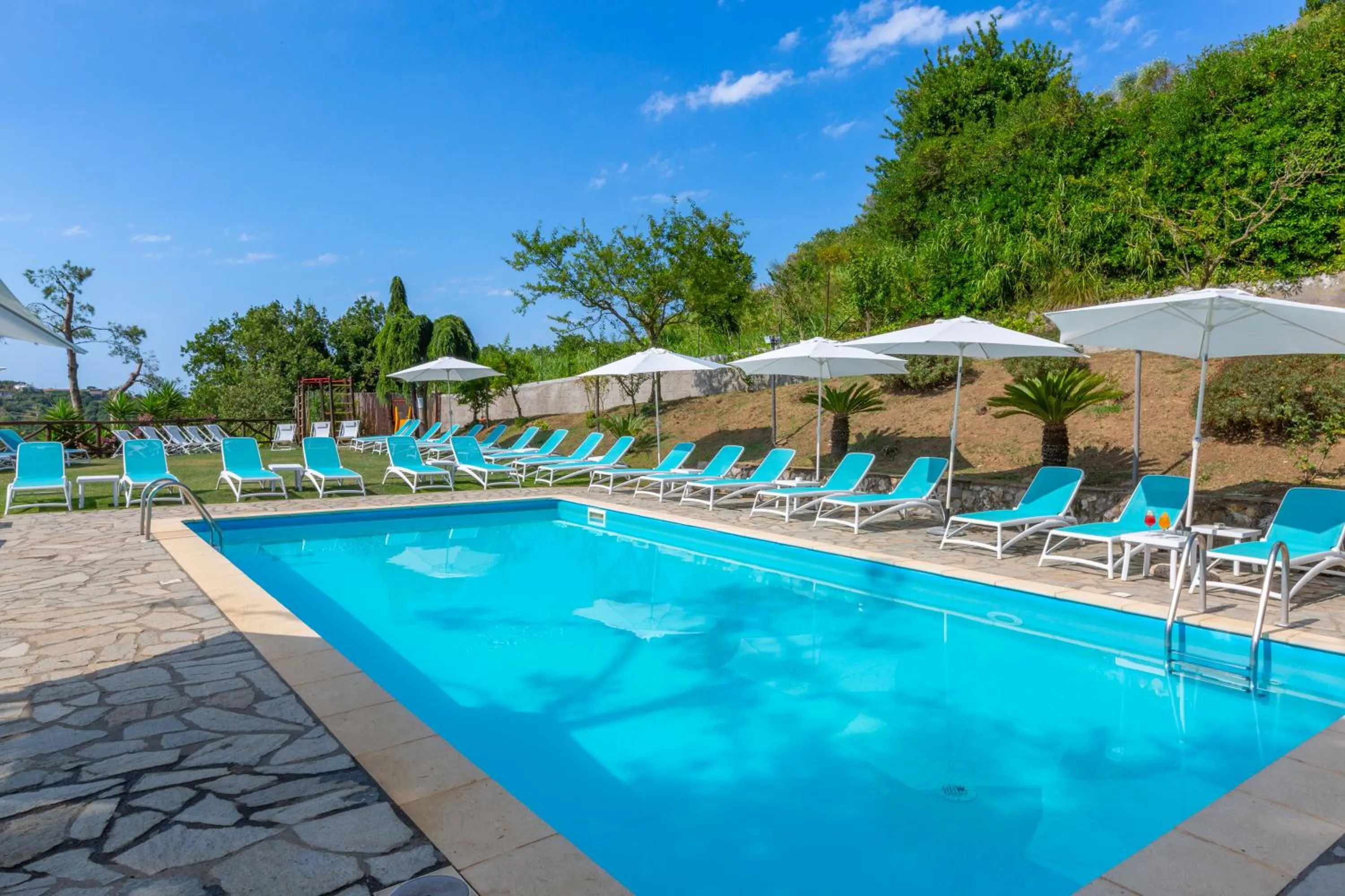 Swimming pool in Hotel O Sole Mio