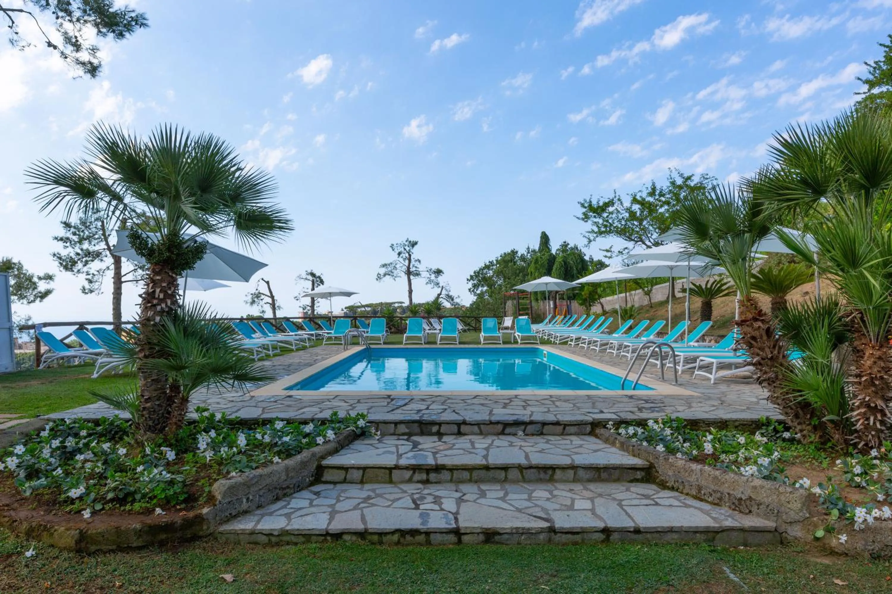 Swimming pool in Hotel O Sole Mio