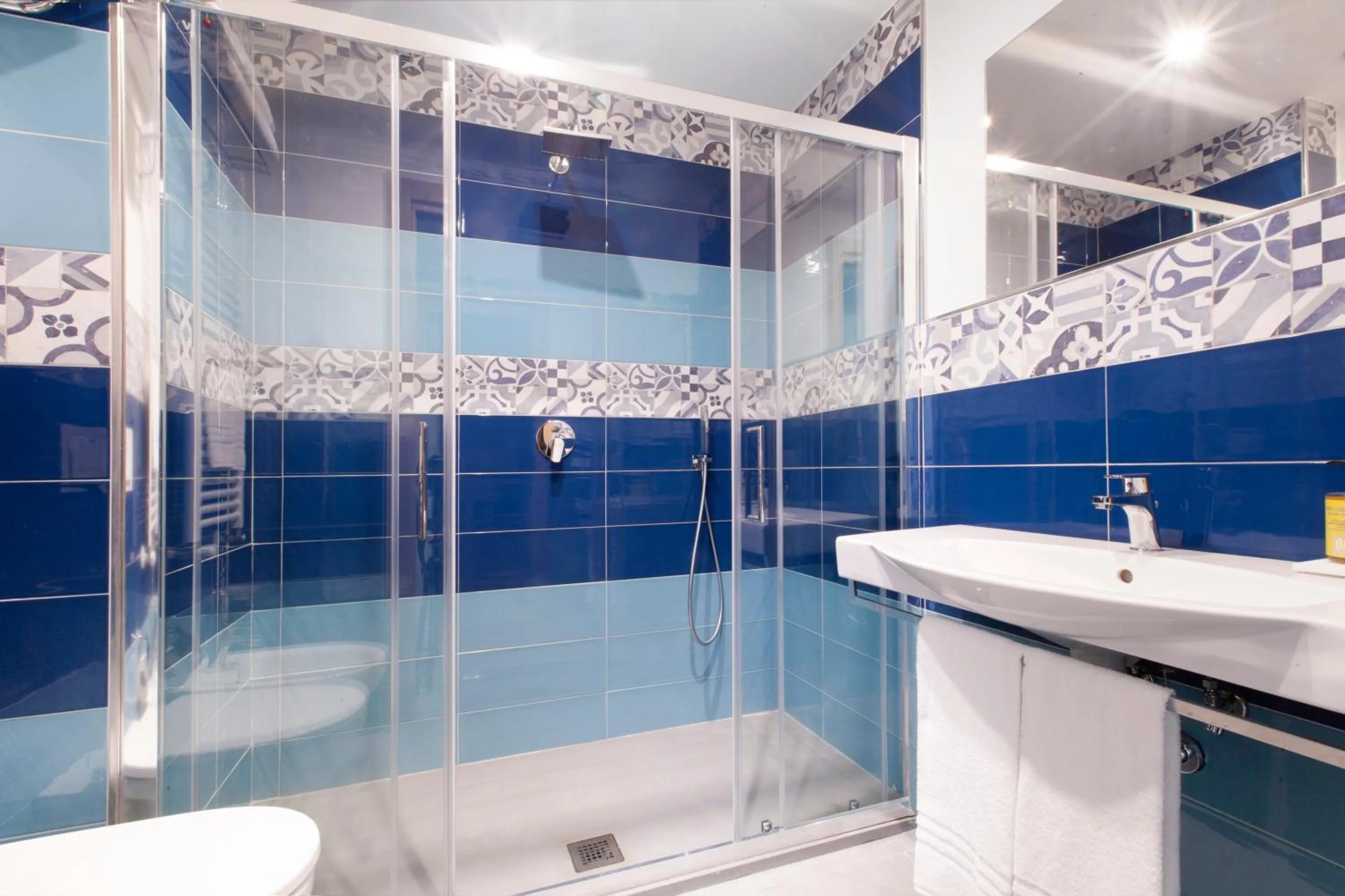 Shower in Hotel O Sole Mio