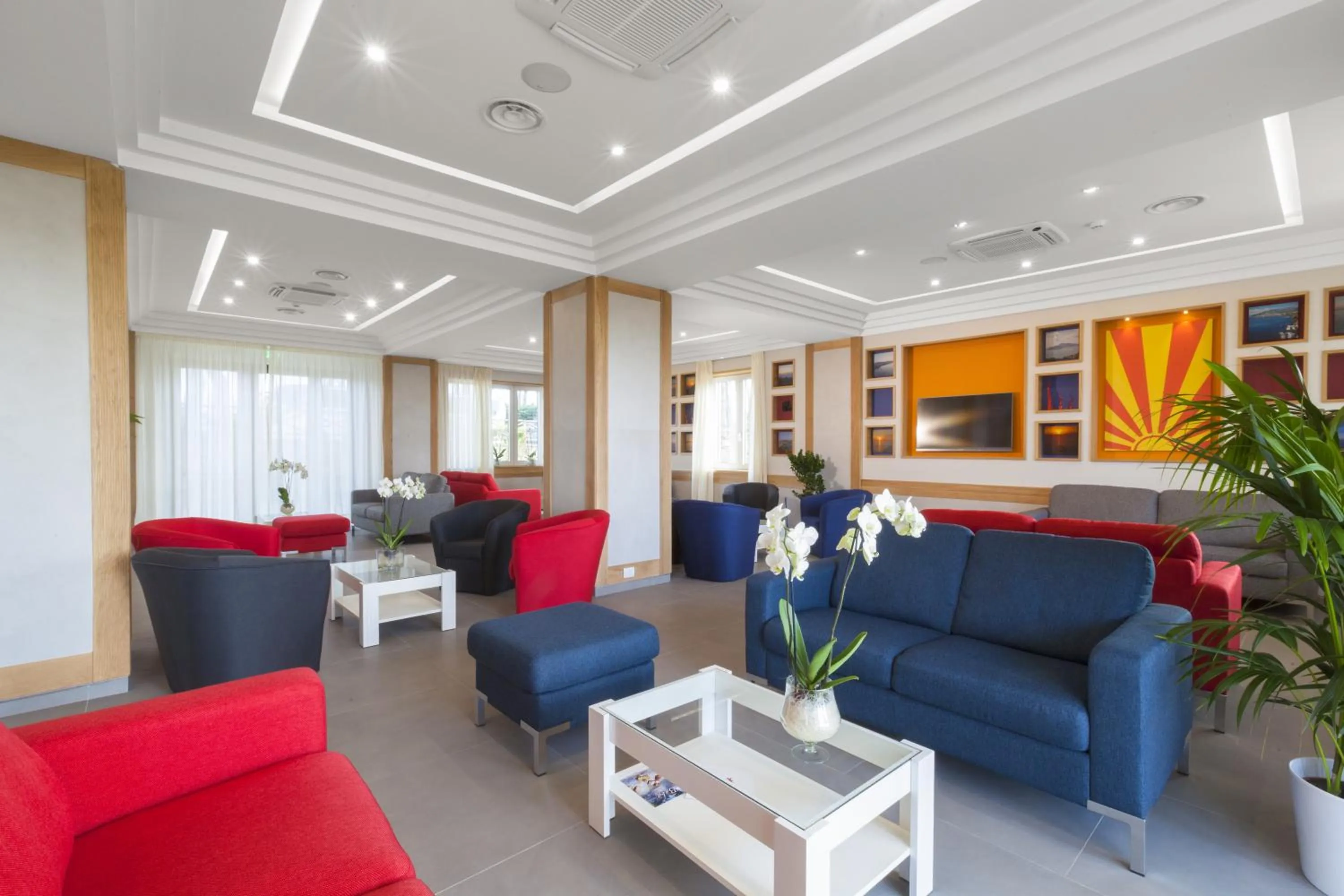 Communal lounge/ TV room in Hotel O Sole Mio