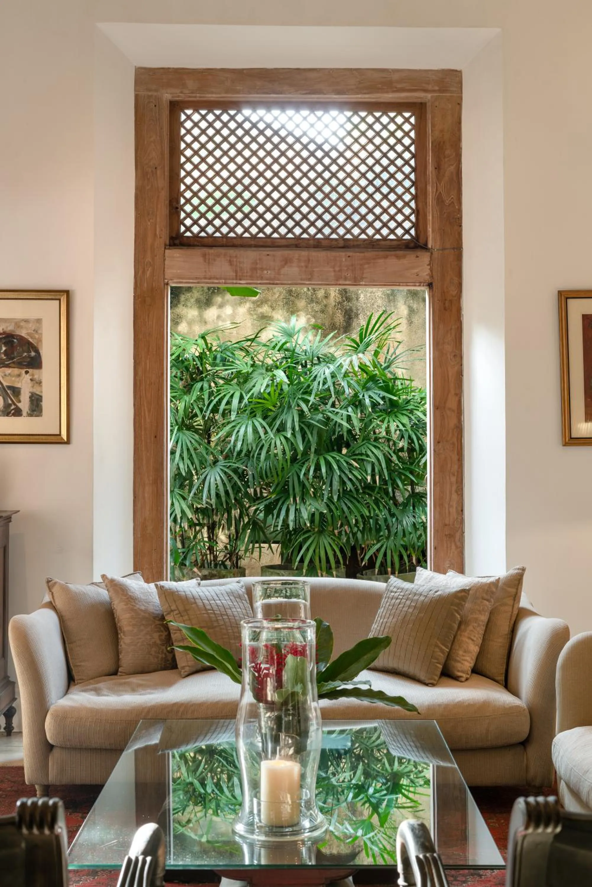 Seating area in Taru Villas Rampart Street - Galle Fort