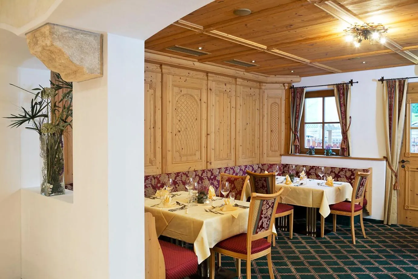 Restaurant/places to eat in Hotel Auhof