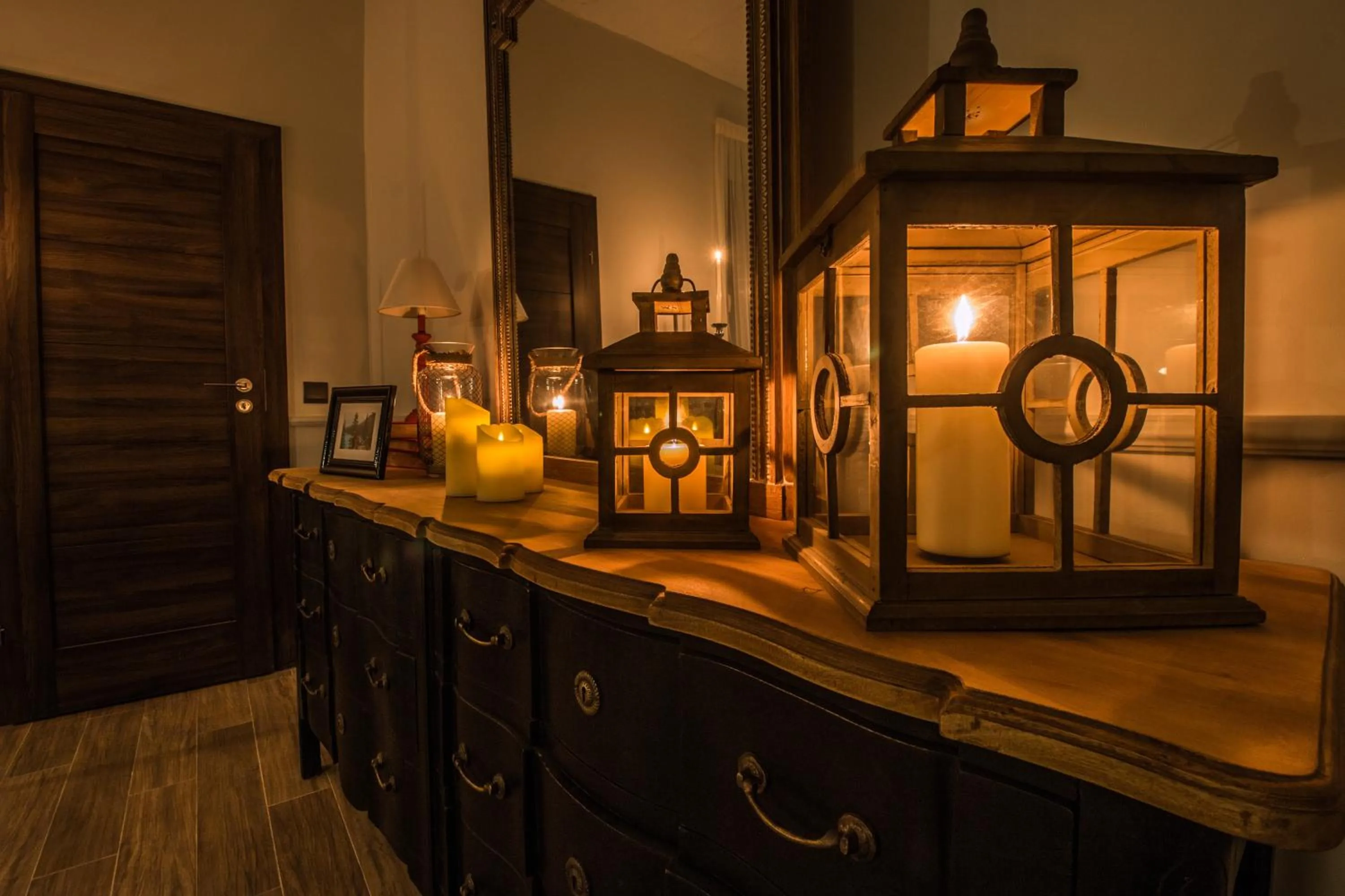 Decorative detail in BB De Rohan