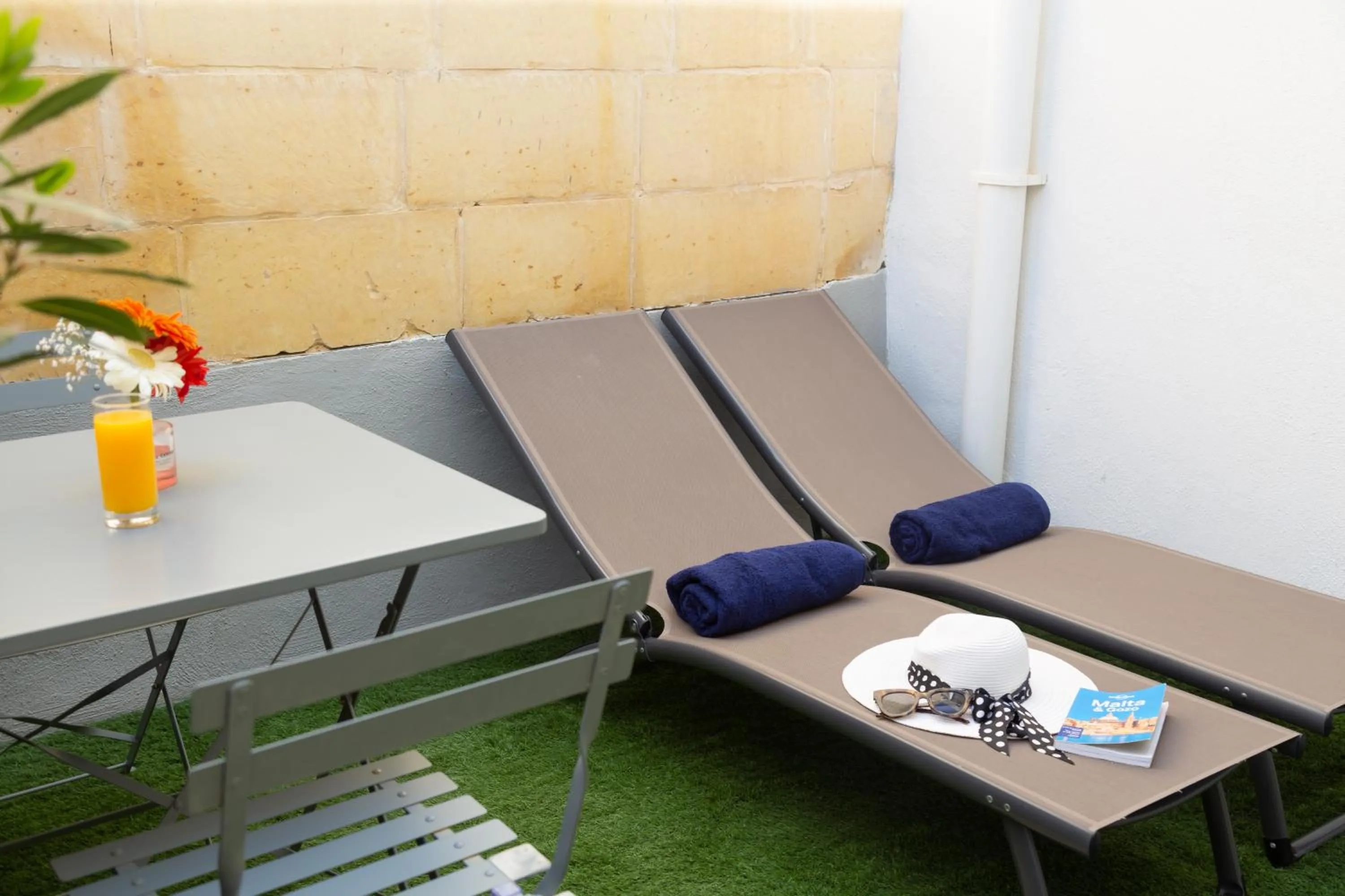 Patio in BB De Rohan