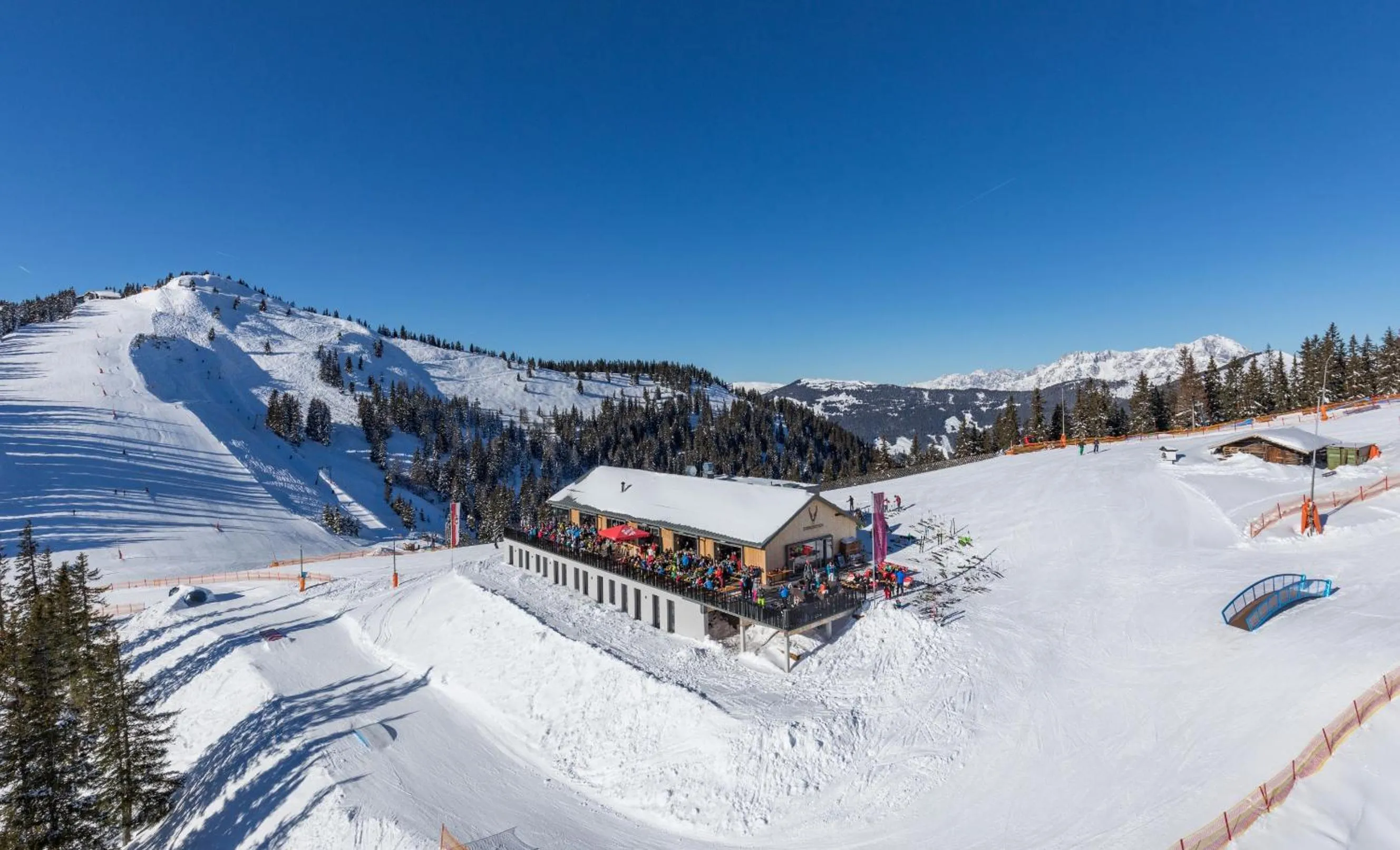 Restaurant/places to eat in Schmiedhof Alm