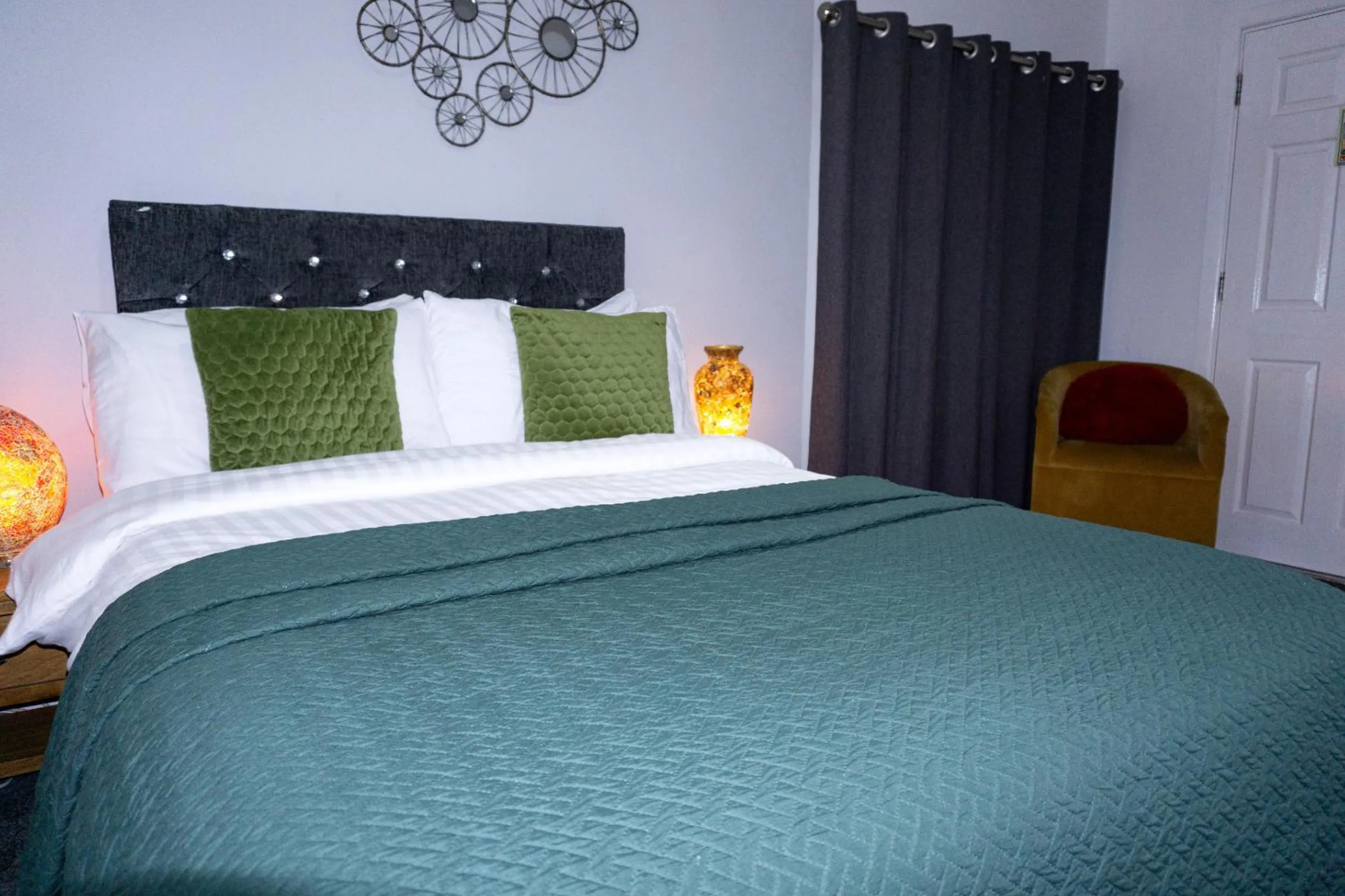 Bedroom, Bed in The Kenley Hotel