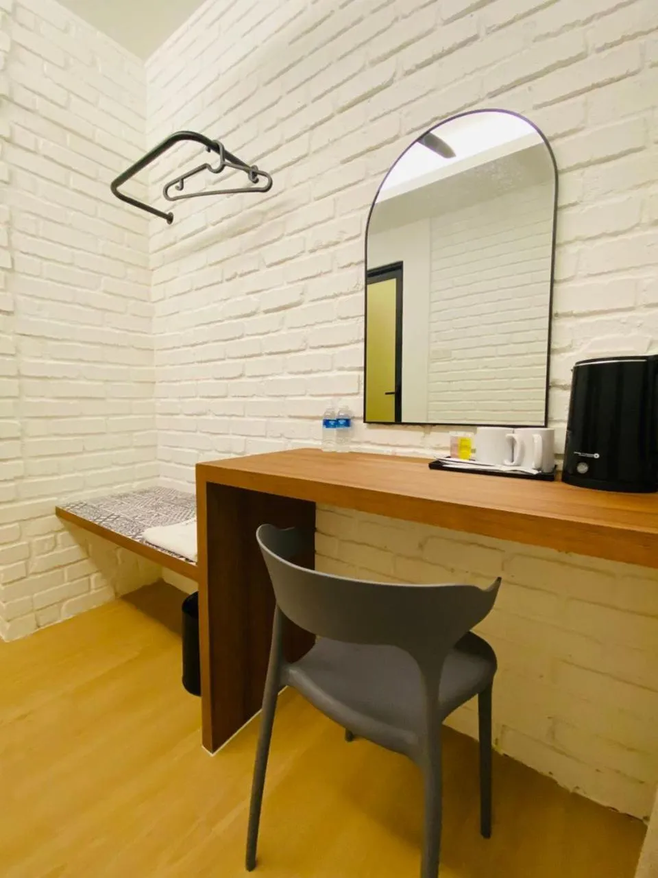 hair dresser in Mixx Express Hotel Sunway