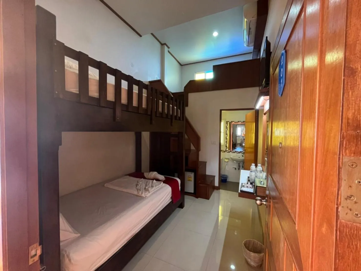 Photo of the whole room, Bed in First and Frang Hotel - Koh Phangan